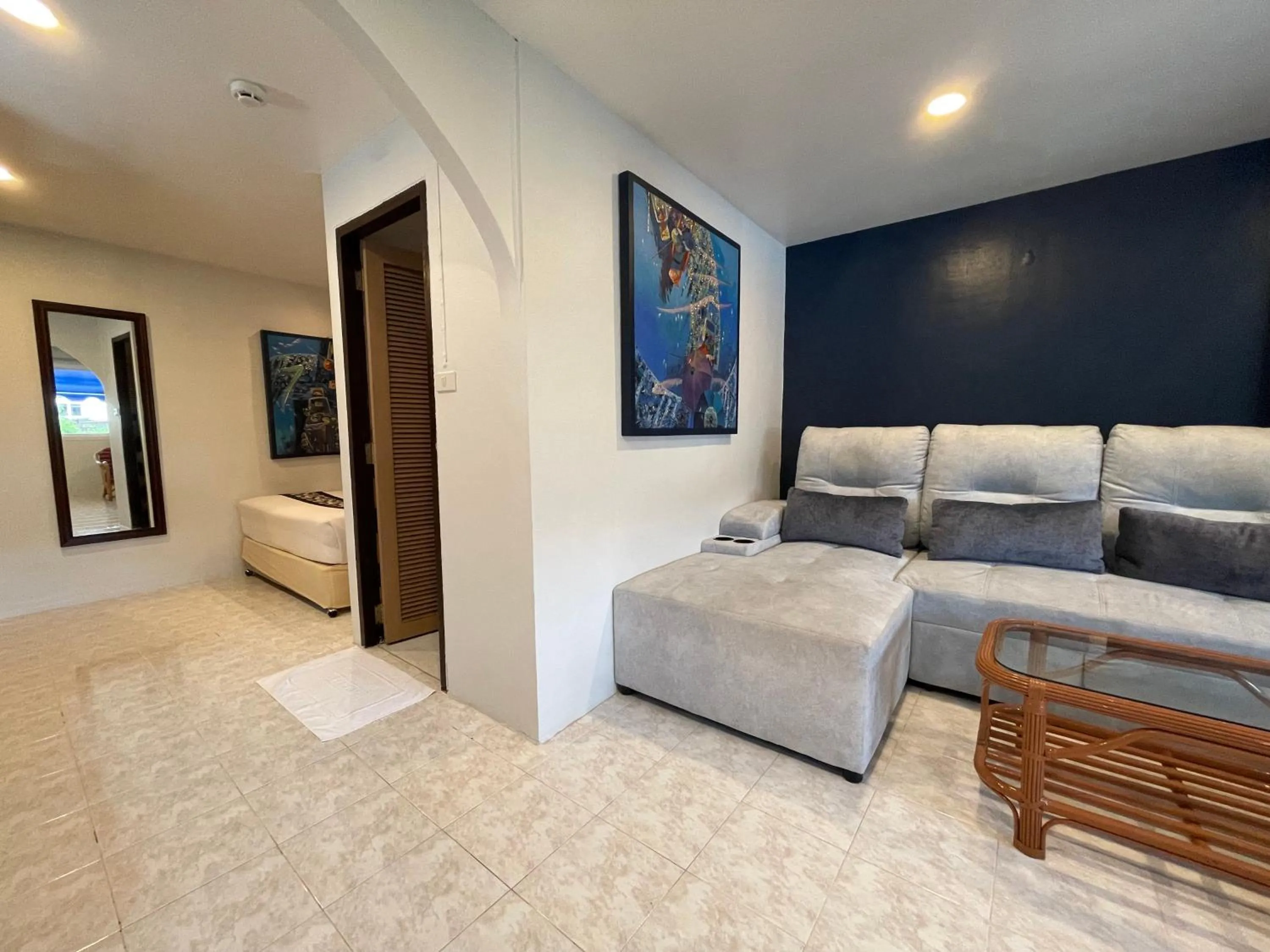 Bed in Summer Breeze Hotel