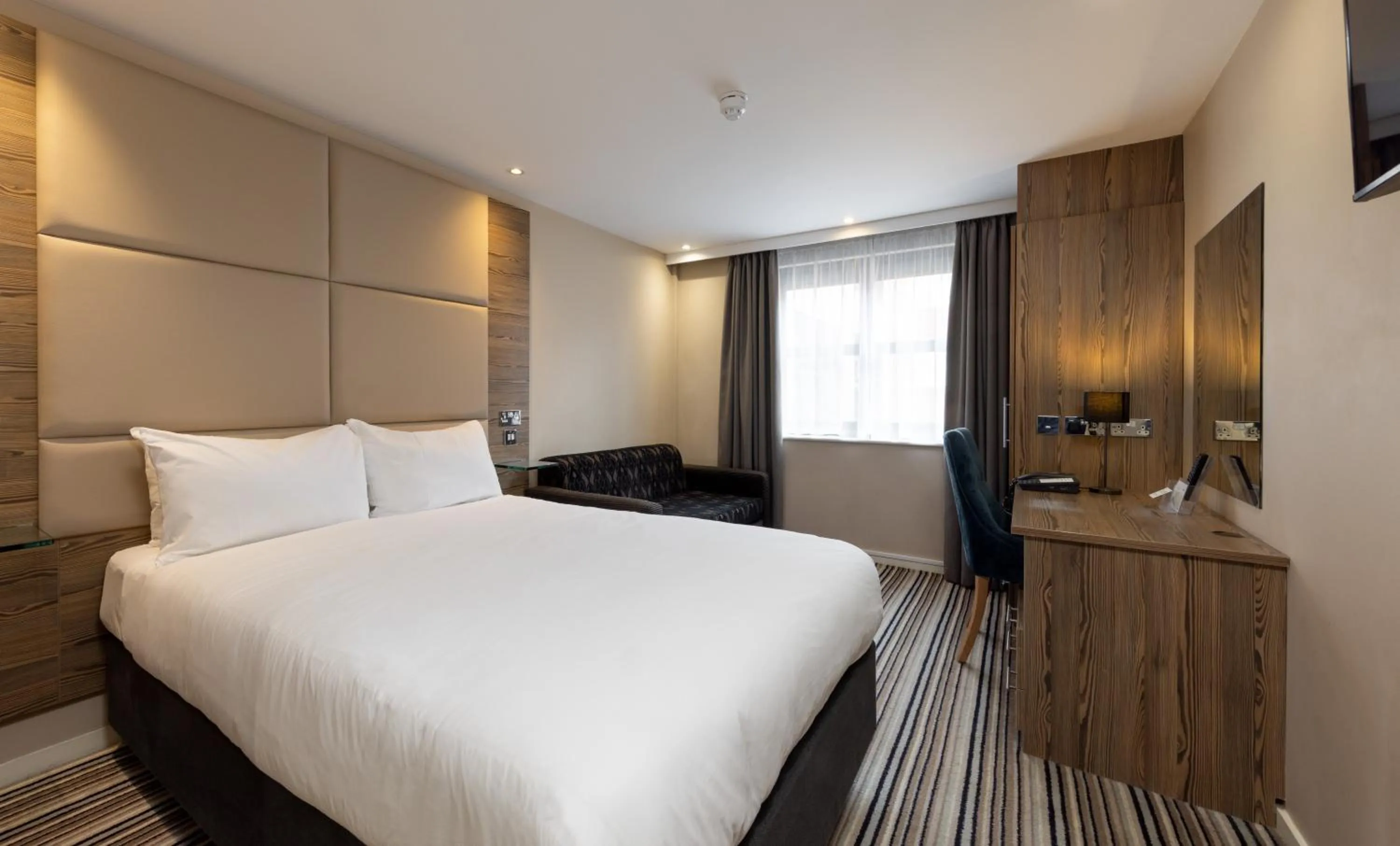 Bedroom, Bed in Holiday Inn York City Centre by IHG
