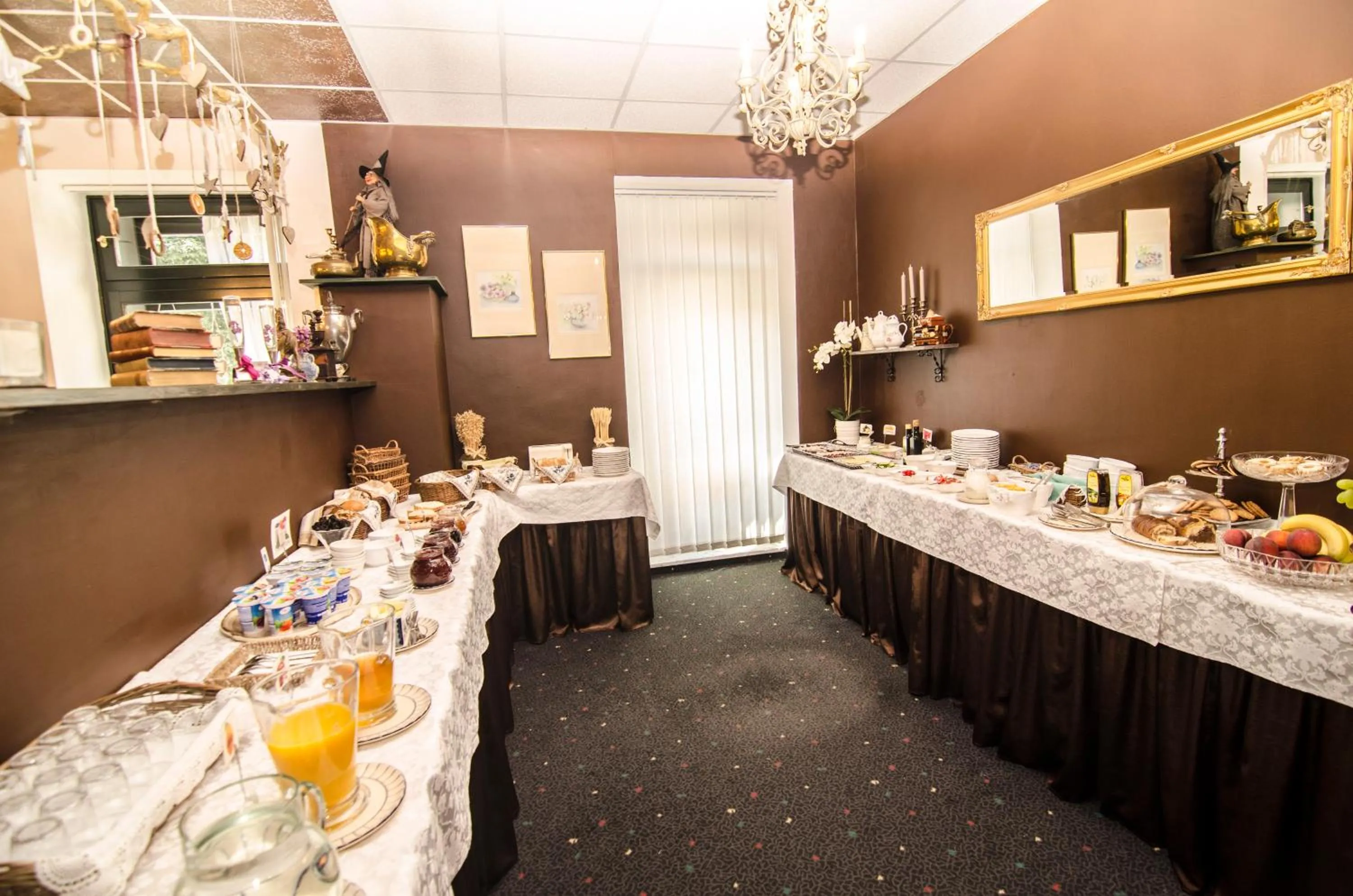 Buffet breakfast in Trubarjev Art Boutique hotel