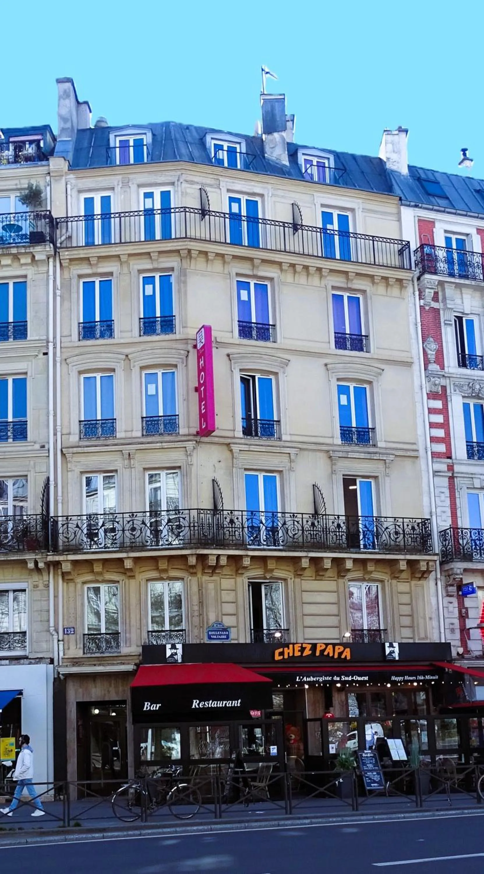 Property building in Hipotel Paris Voltaire Bastille