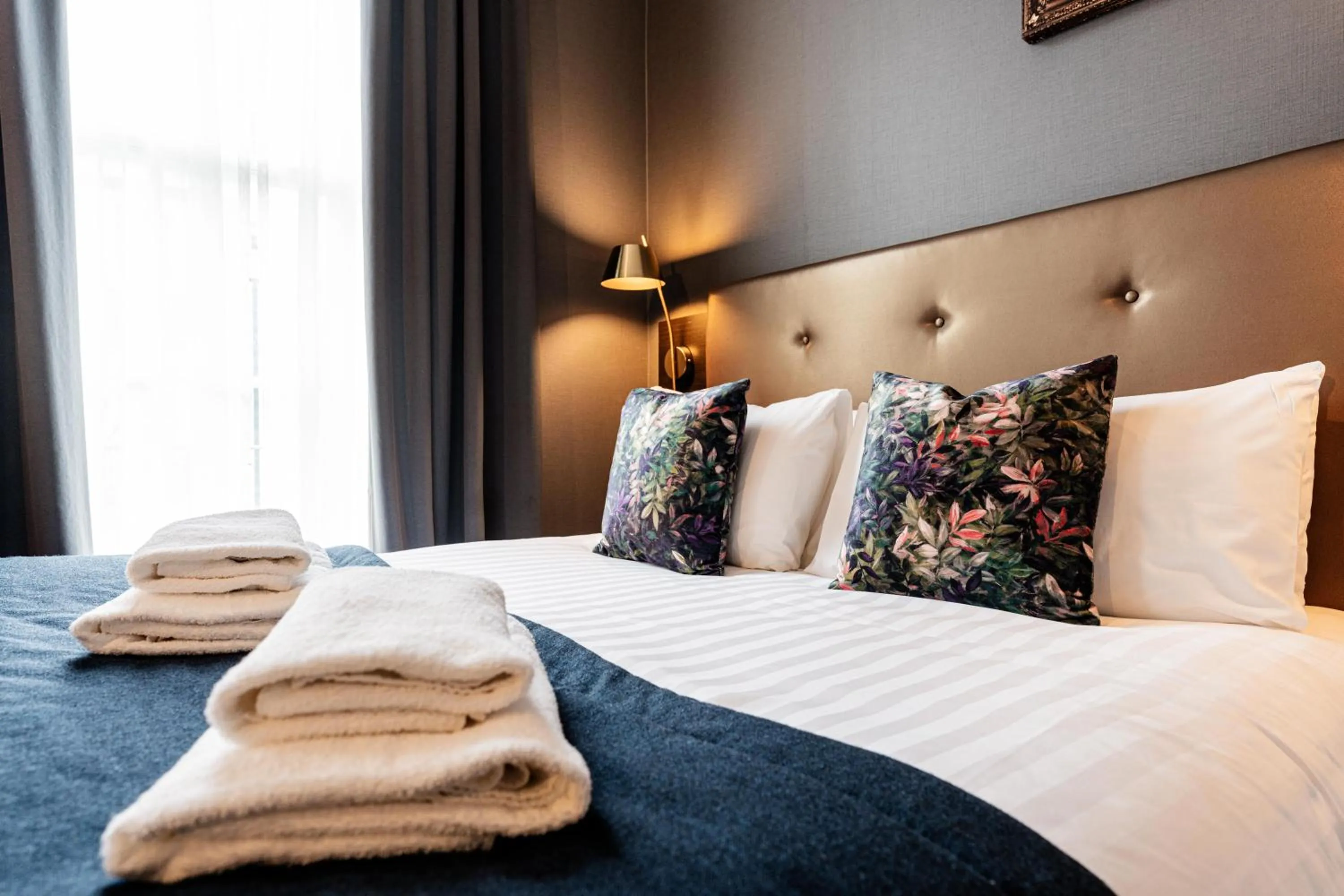 Bed in The House on Warwick