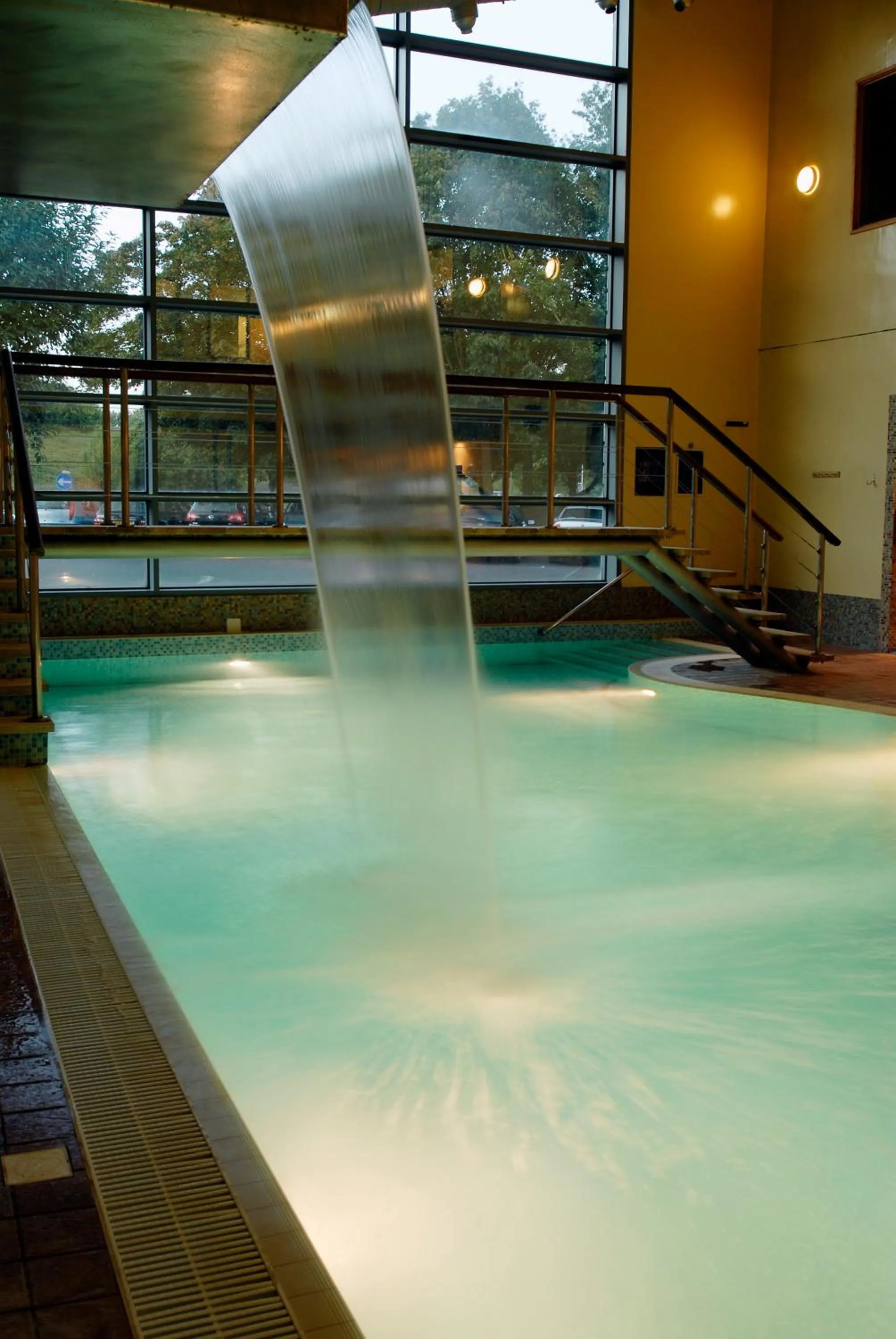 Swimming pool in Apollo Hotel