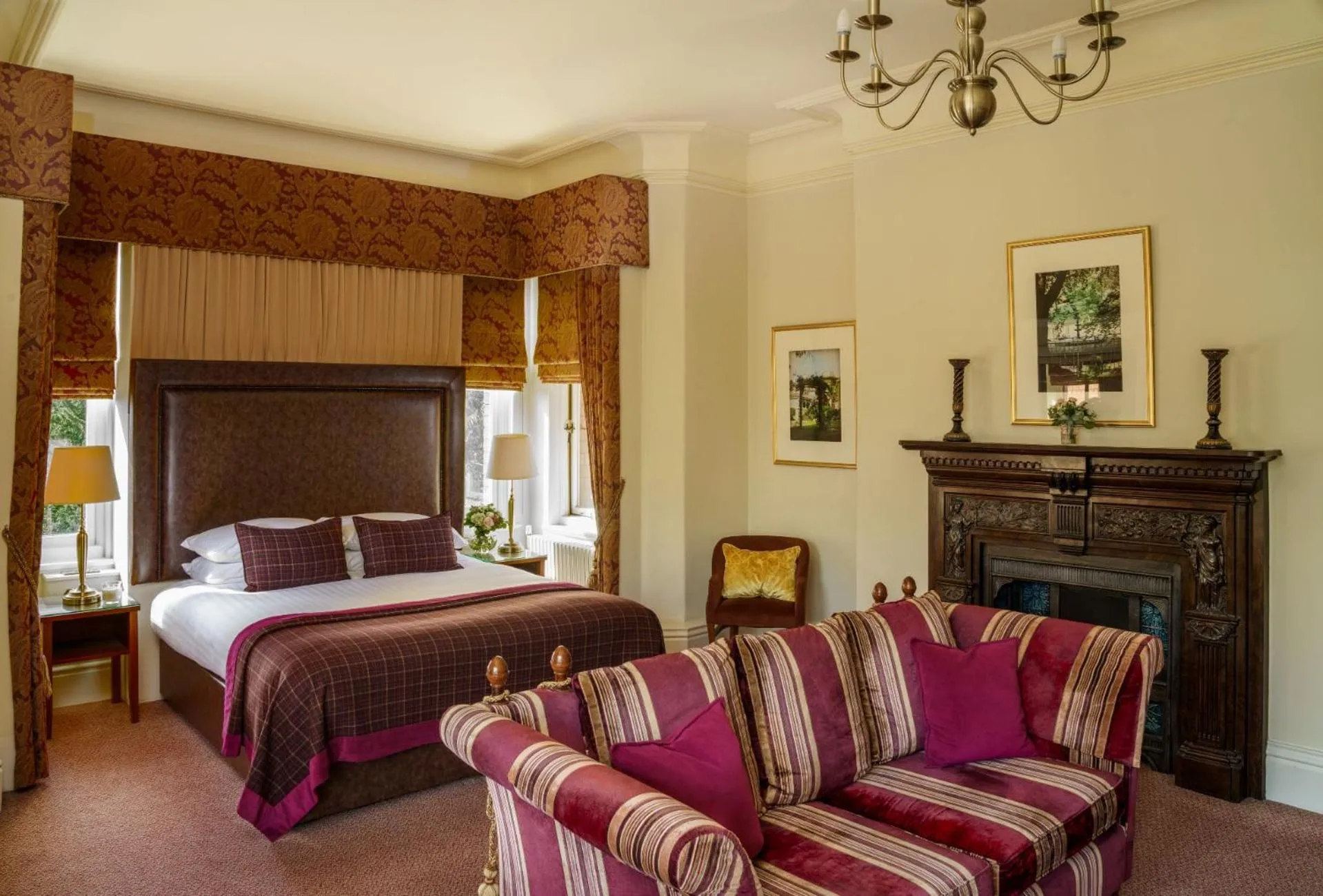Bedroom, Bed in Macdonald Kilhey Court Hotel