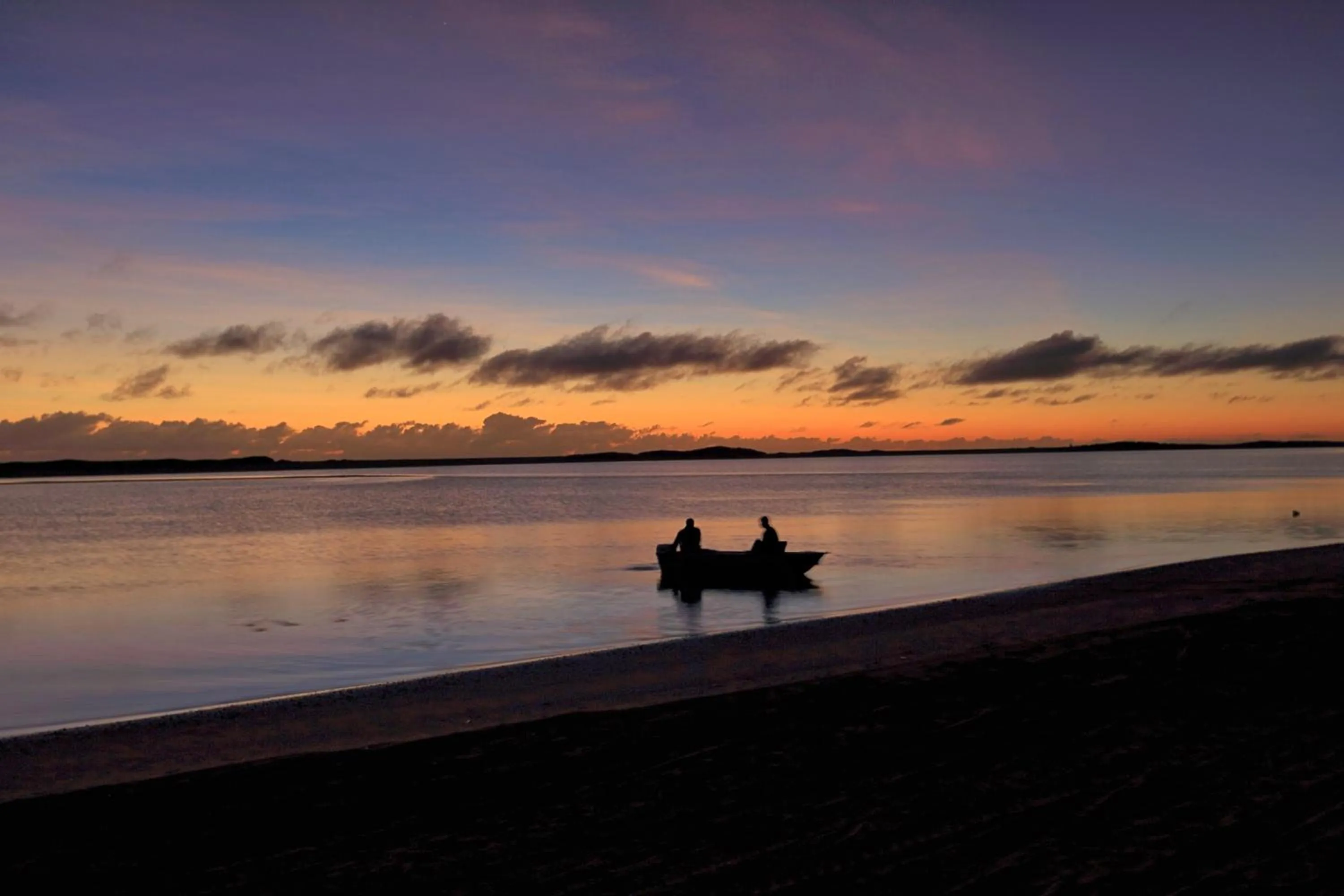 Fishing in Alva Beach Tourist Park