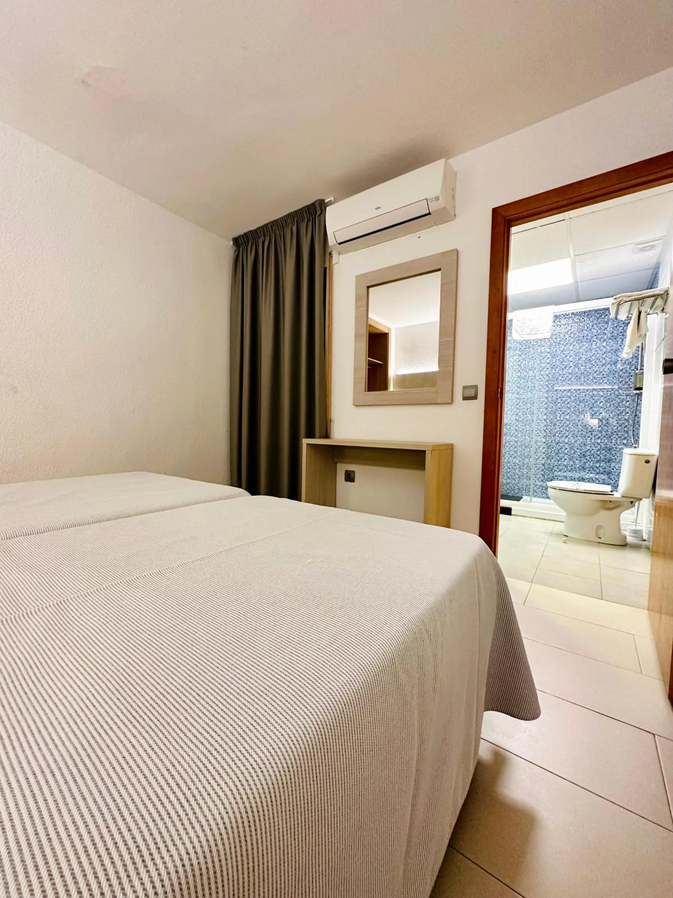 Bed in Apartamentos Jet - Adults Only