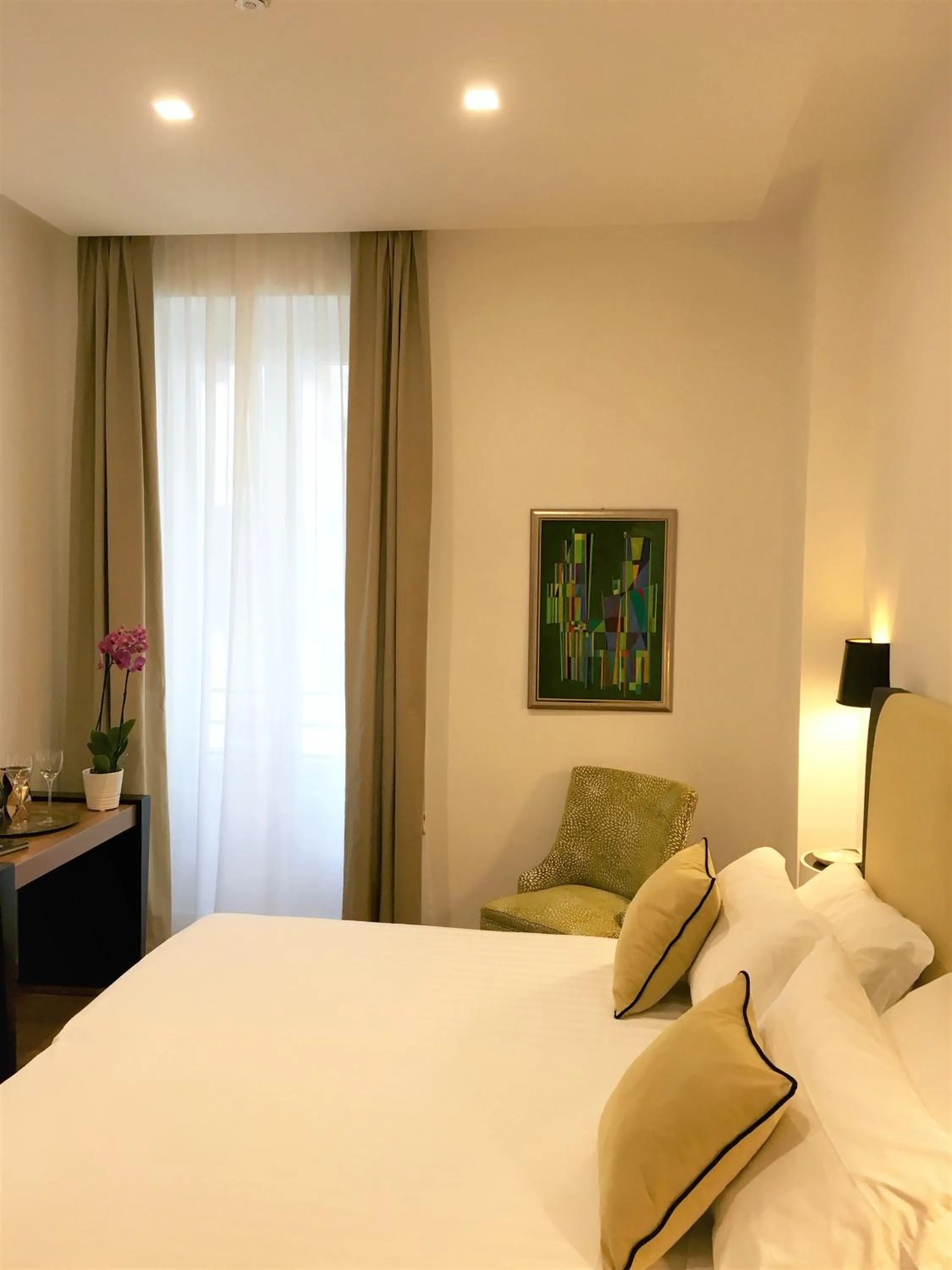 Bedroom, Bed in 900 Piazza del Popolo