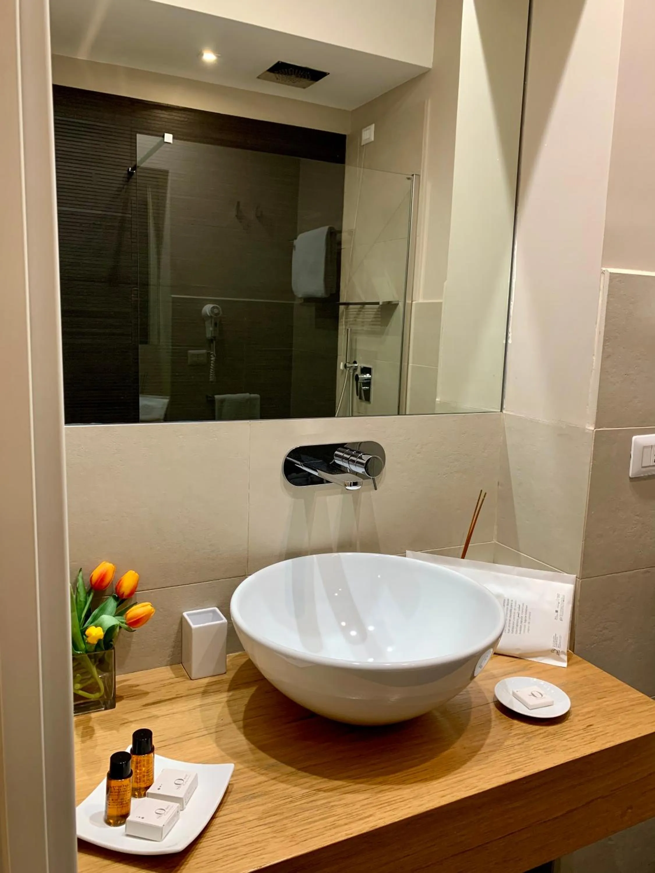 Bathroom in 900 Piazza del Popolo