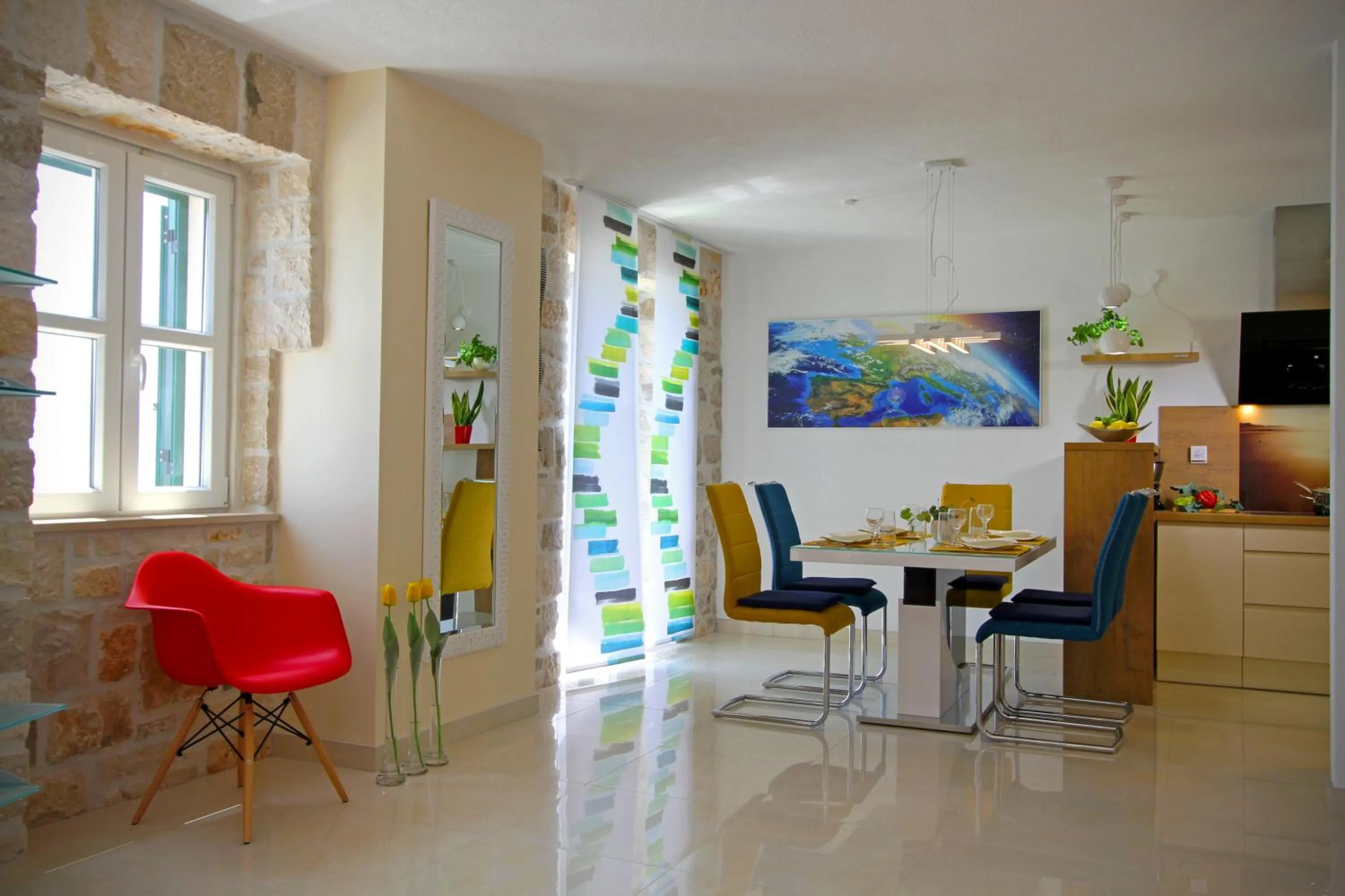 Dining area in Apartment Allure