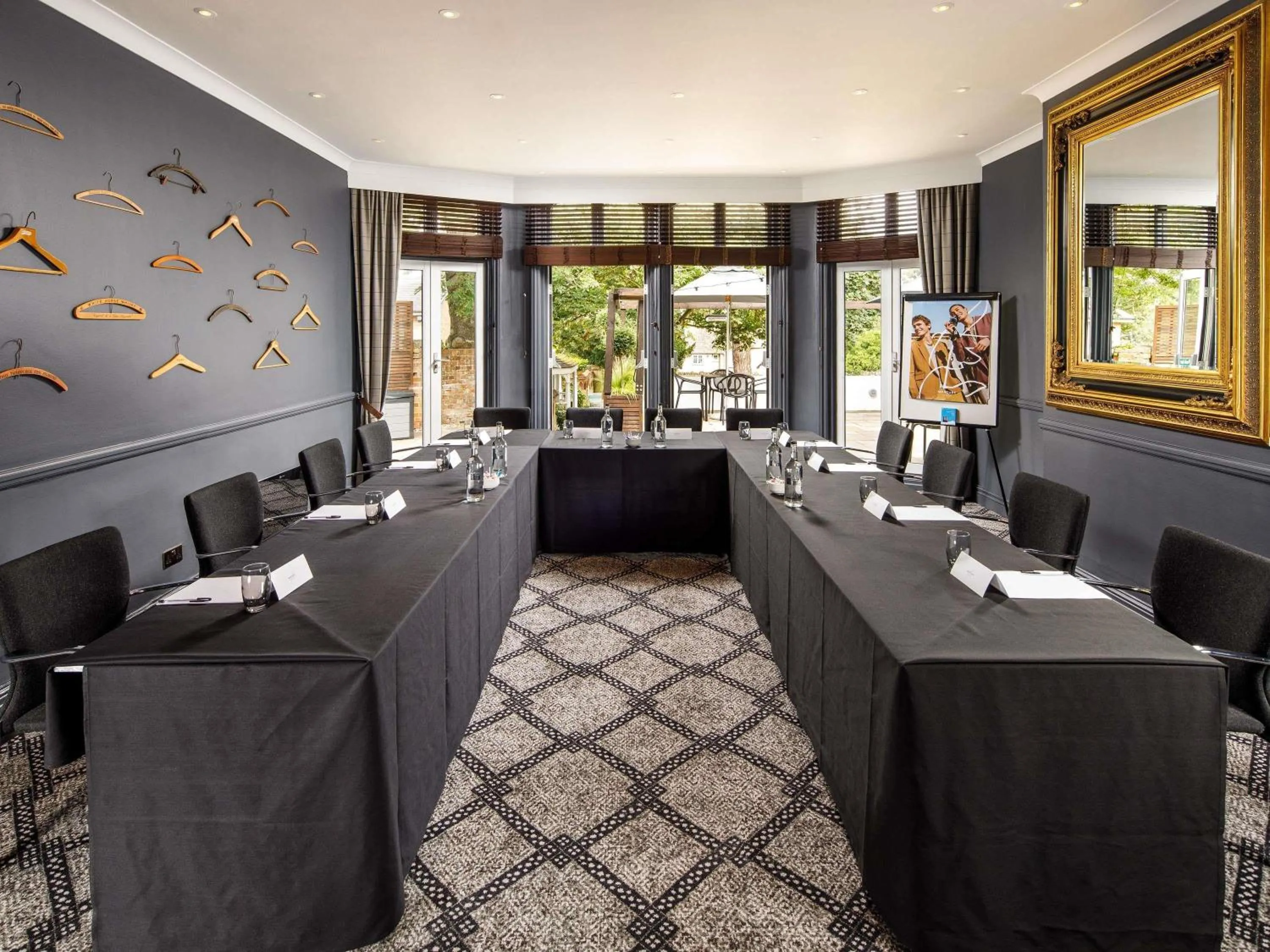 Meeting/conference room in Mercure Oxford Hawkwell House Hotel