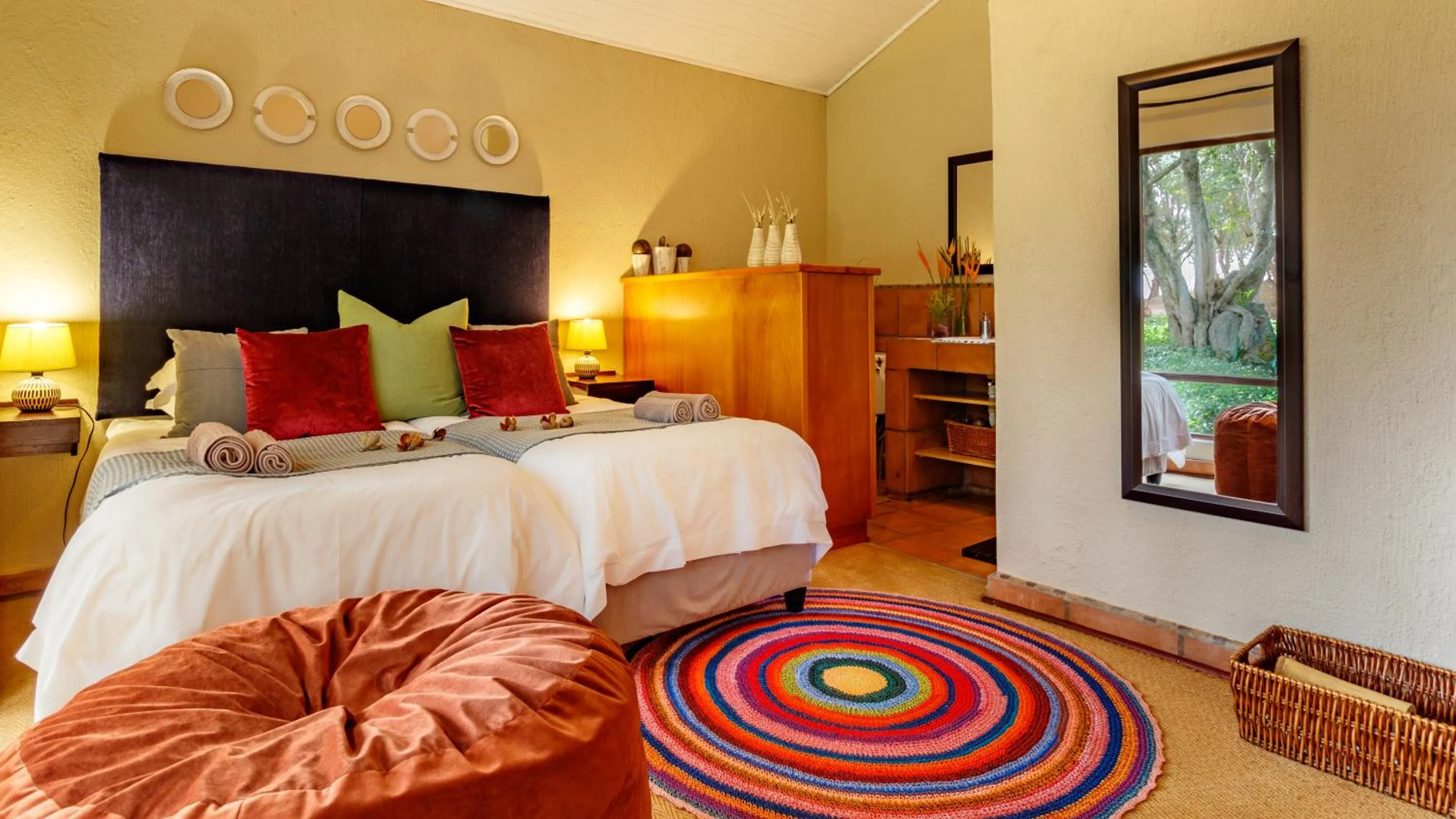 Photo of the whole room, Bed in Ulwazi Rock Lodge