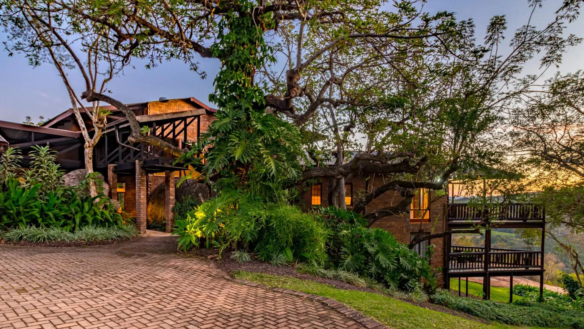 Property building in Ulwazi Rock Lodge