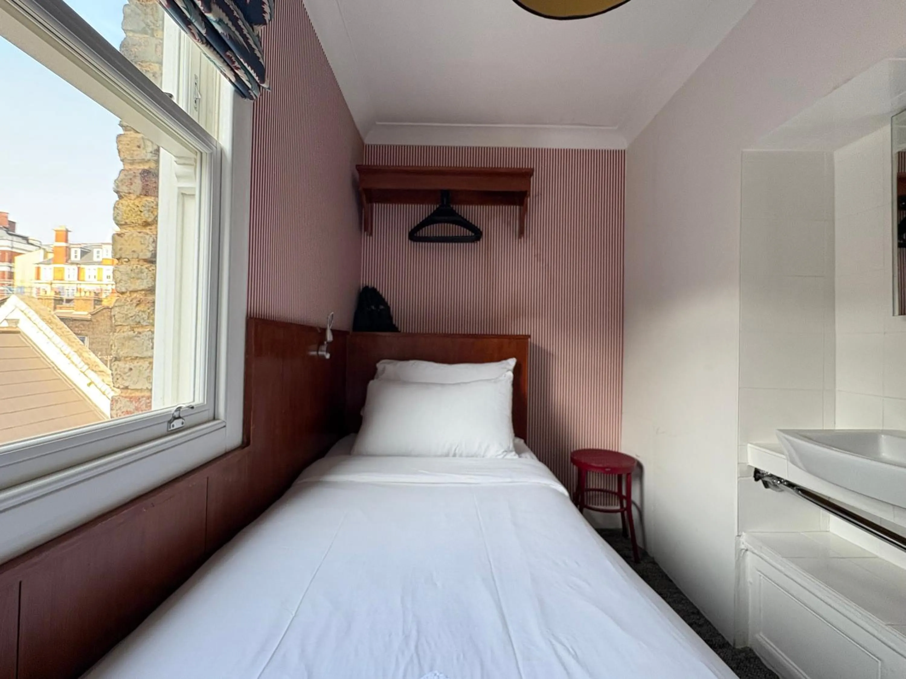 Bed in St. David's Hotels Paddington