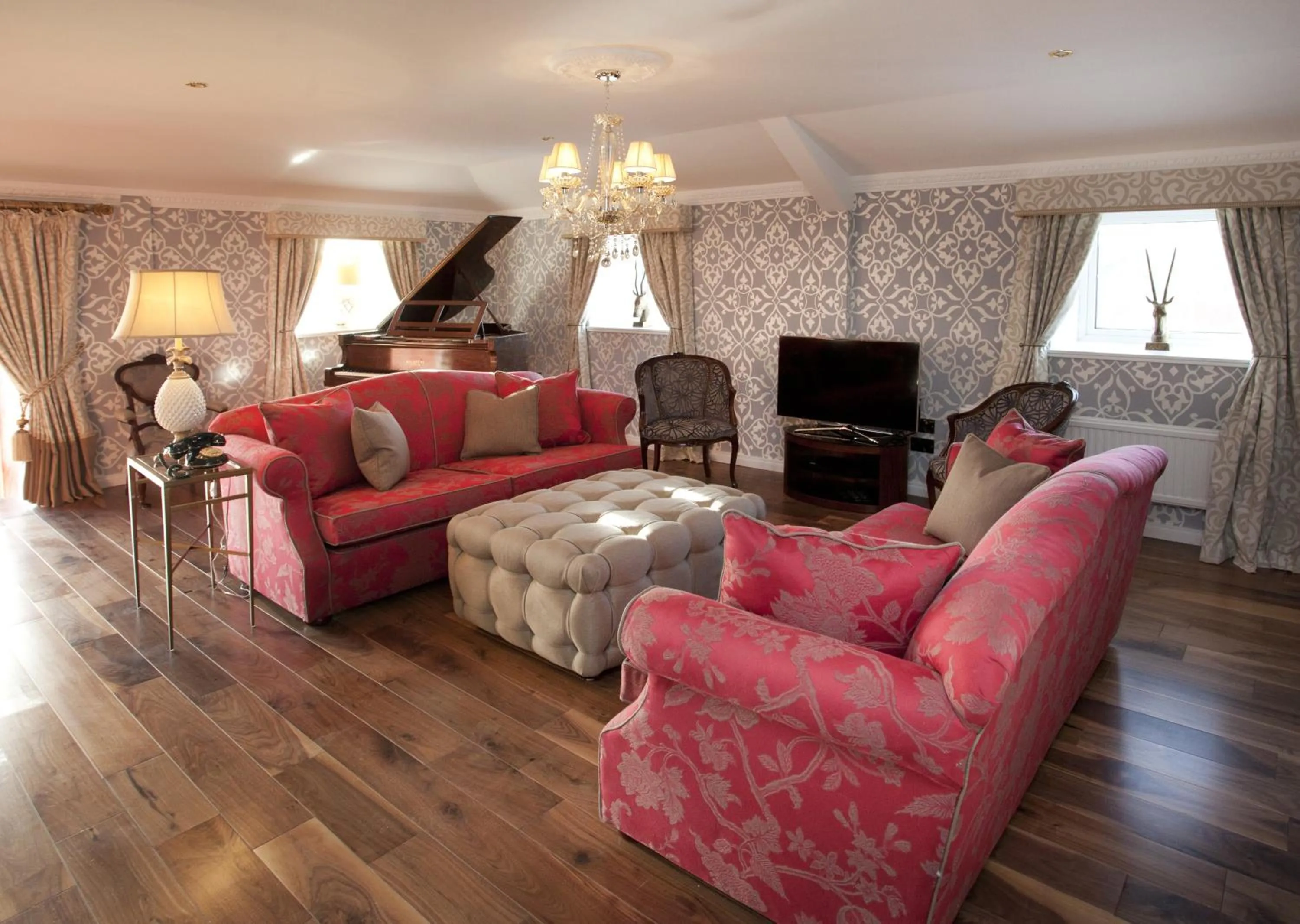 Photo of the whole room in St James Hotel; BW Premier Collection