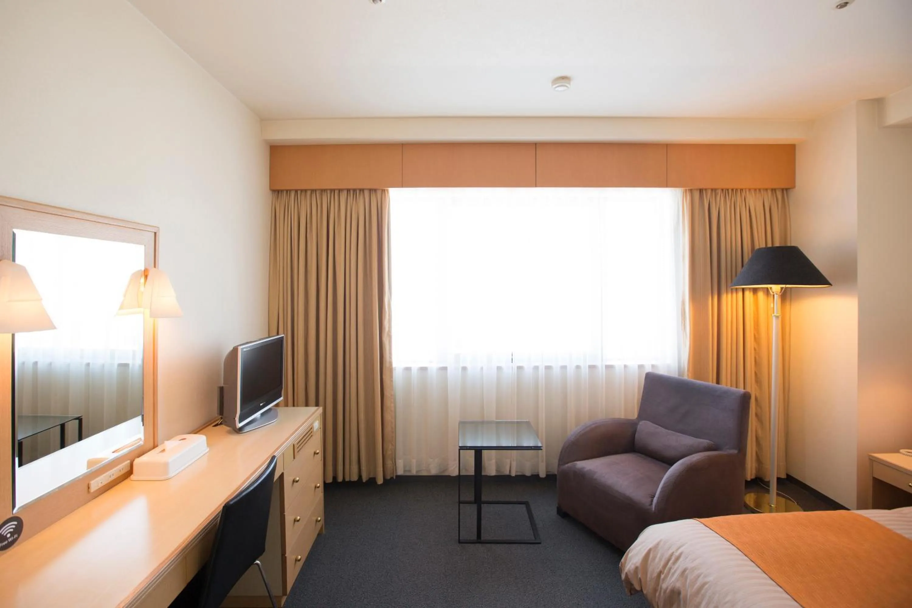 Photo of the whole room, Bed in Hotel Granmirage