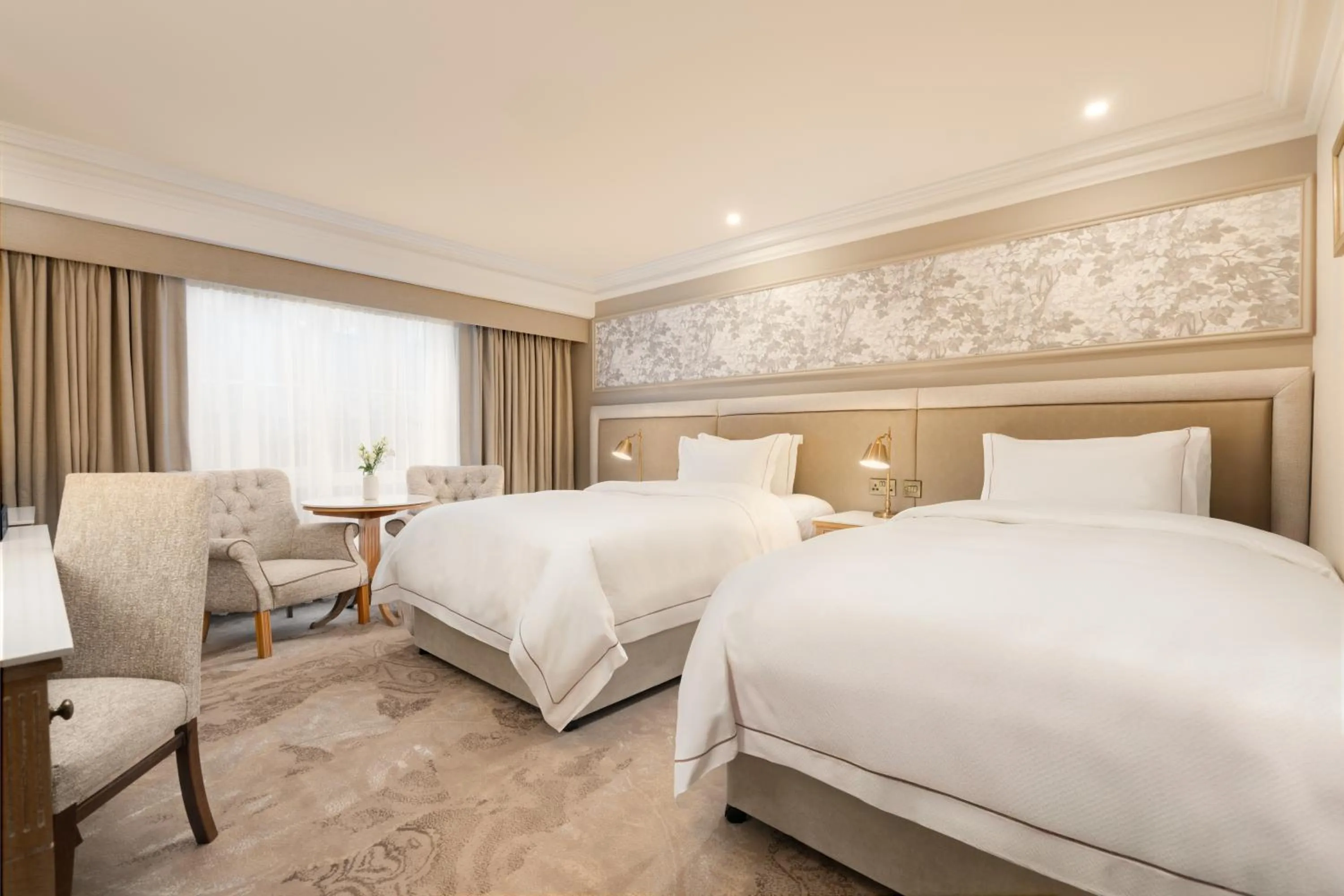 Bedroom, Bed in Brooks Hotel