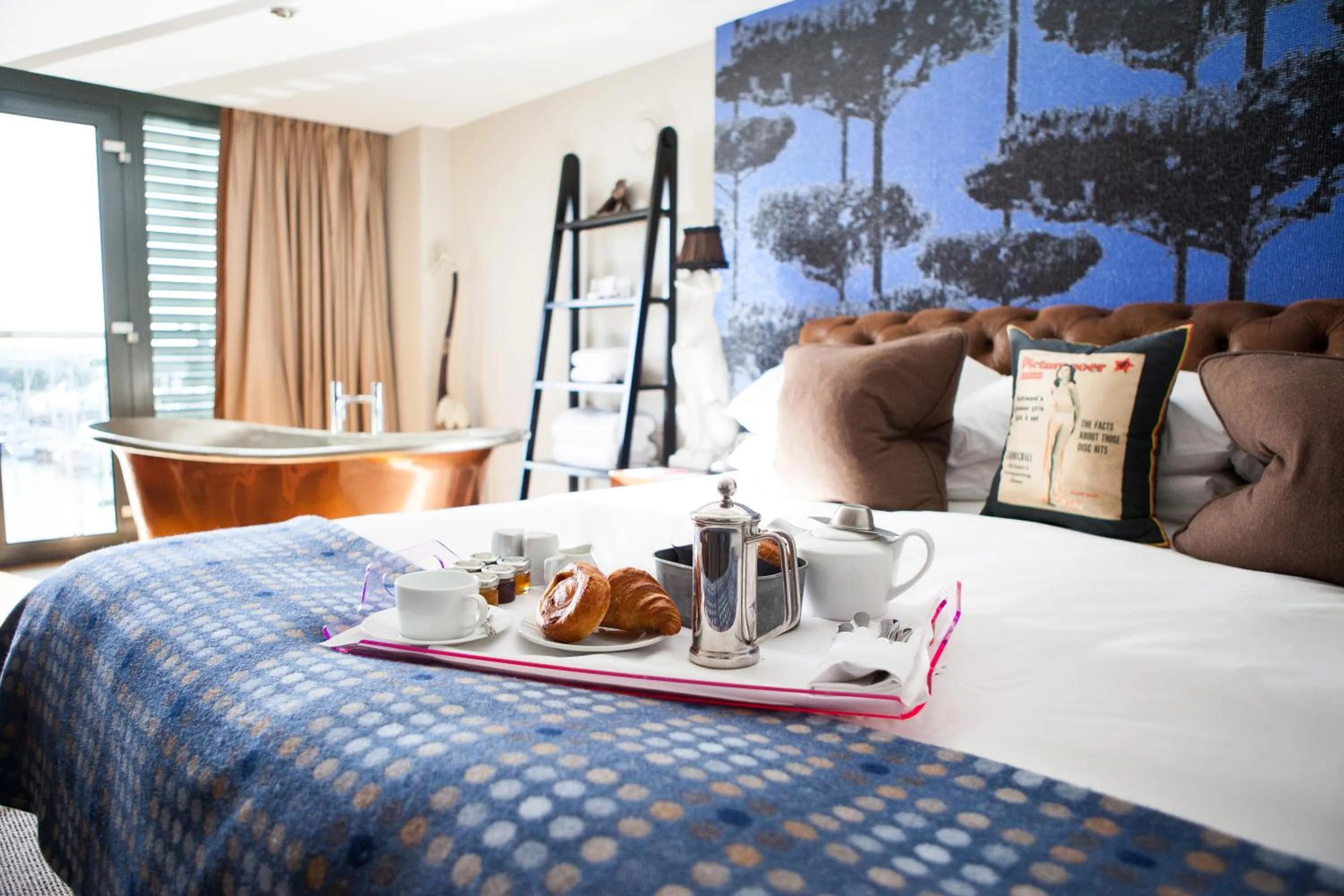 Continental breakfast, Bed in Salthouse Harbour Hotel