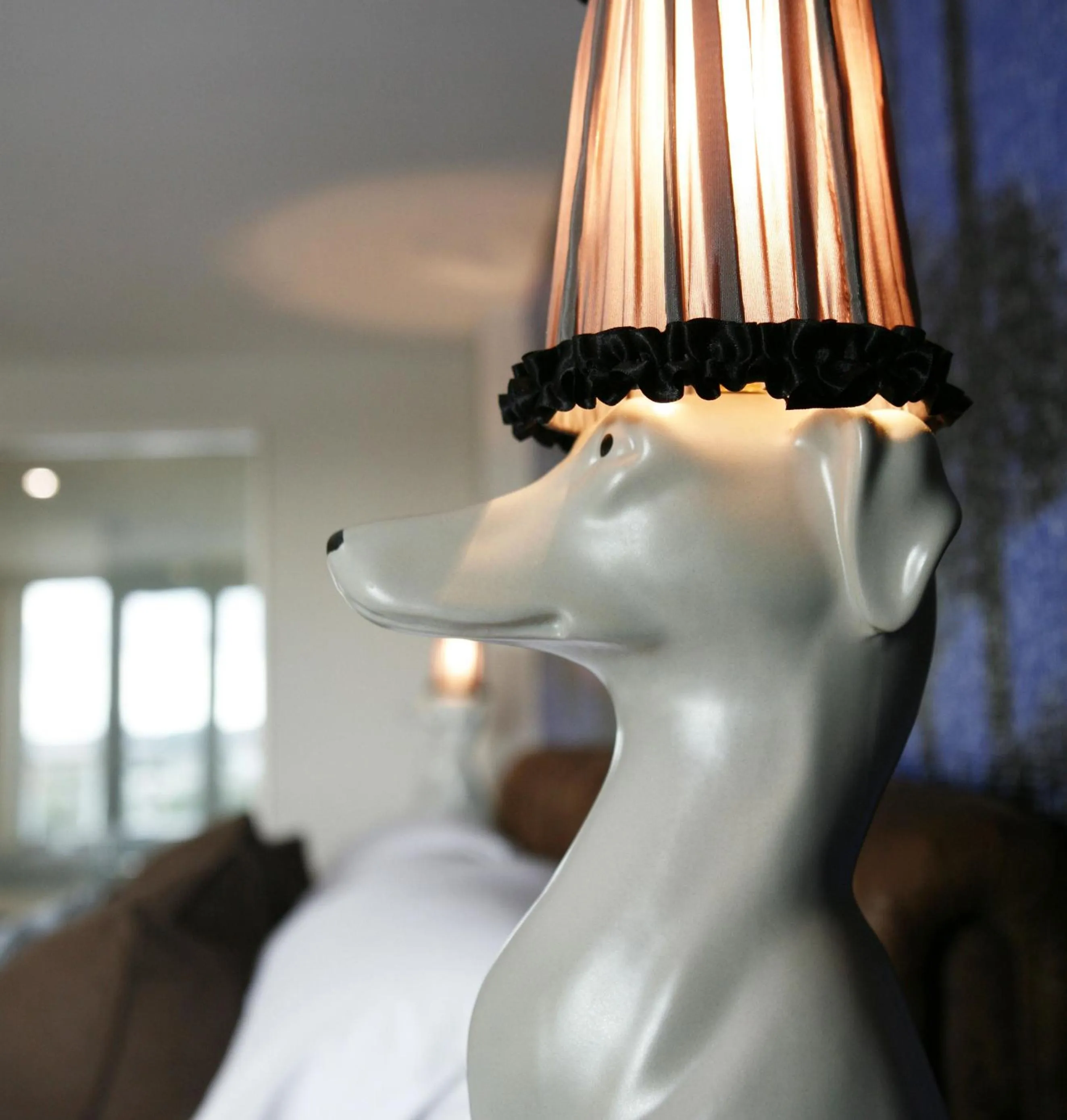 Bed in Salthouse Harbour Hotel