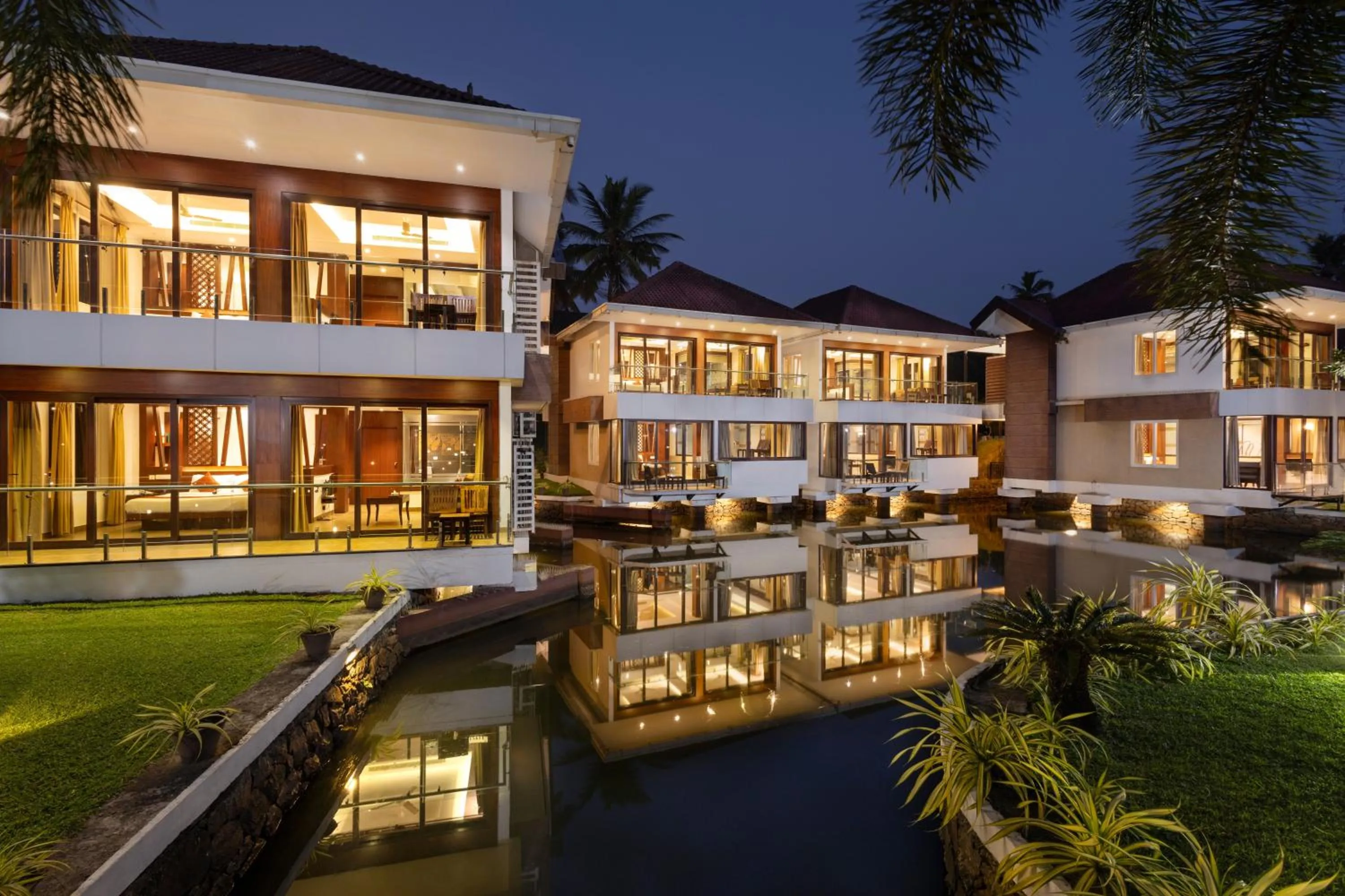 Property building in Lake Canopy Alleppey