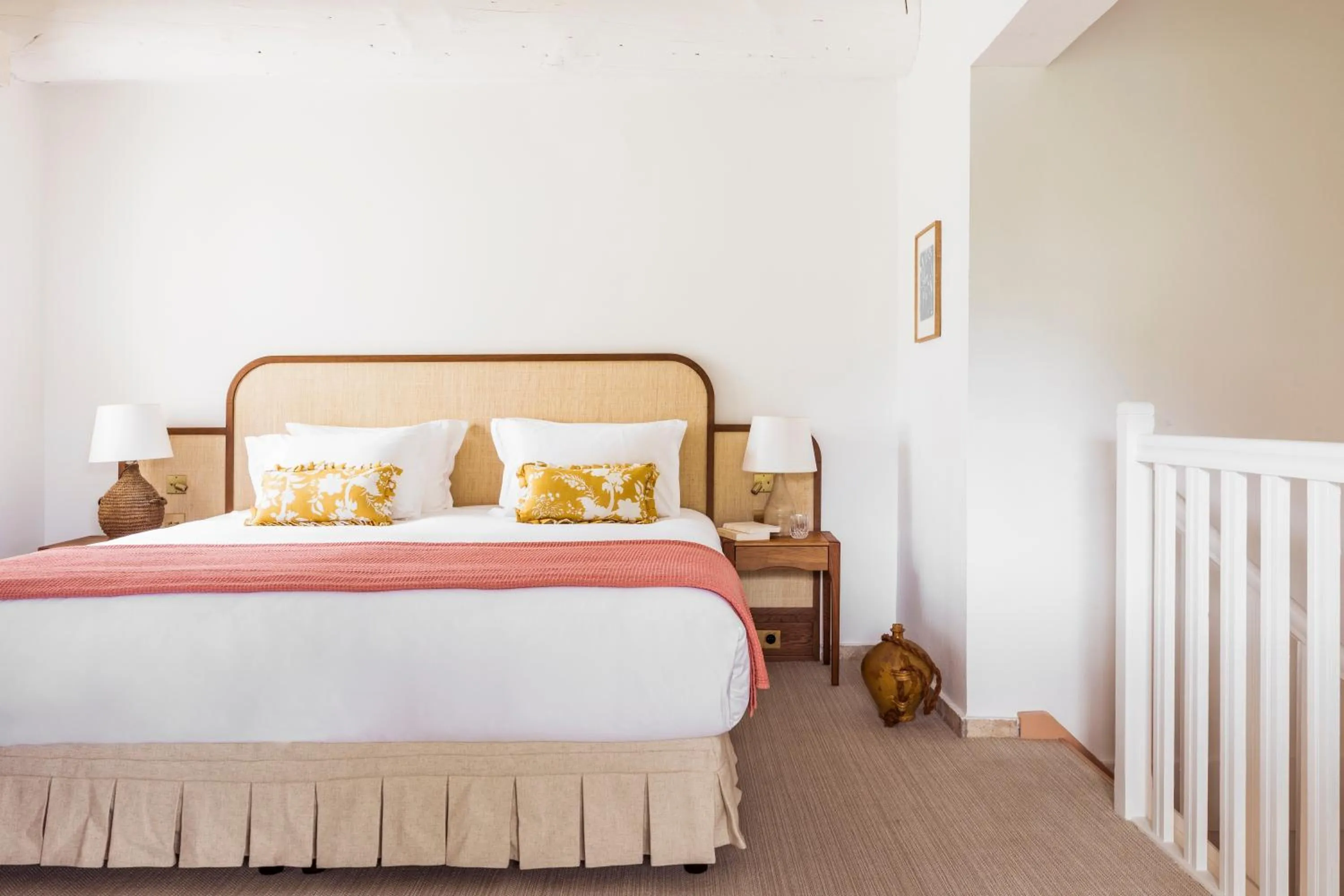 Bedroom, Bed in Hôtel La Tartane Saint-Tropez