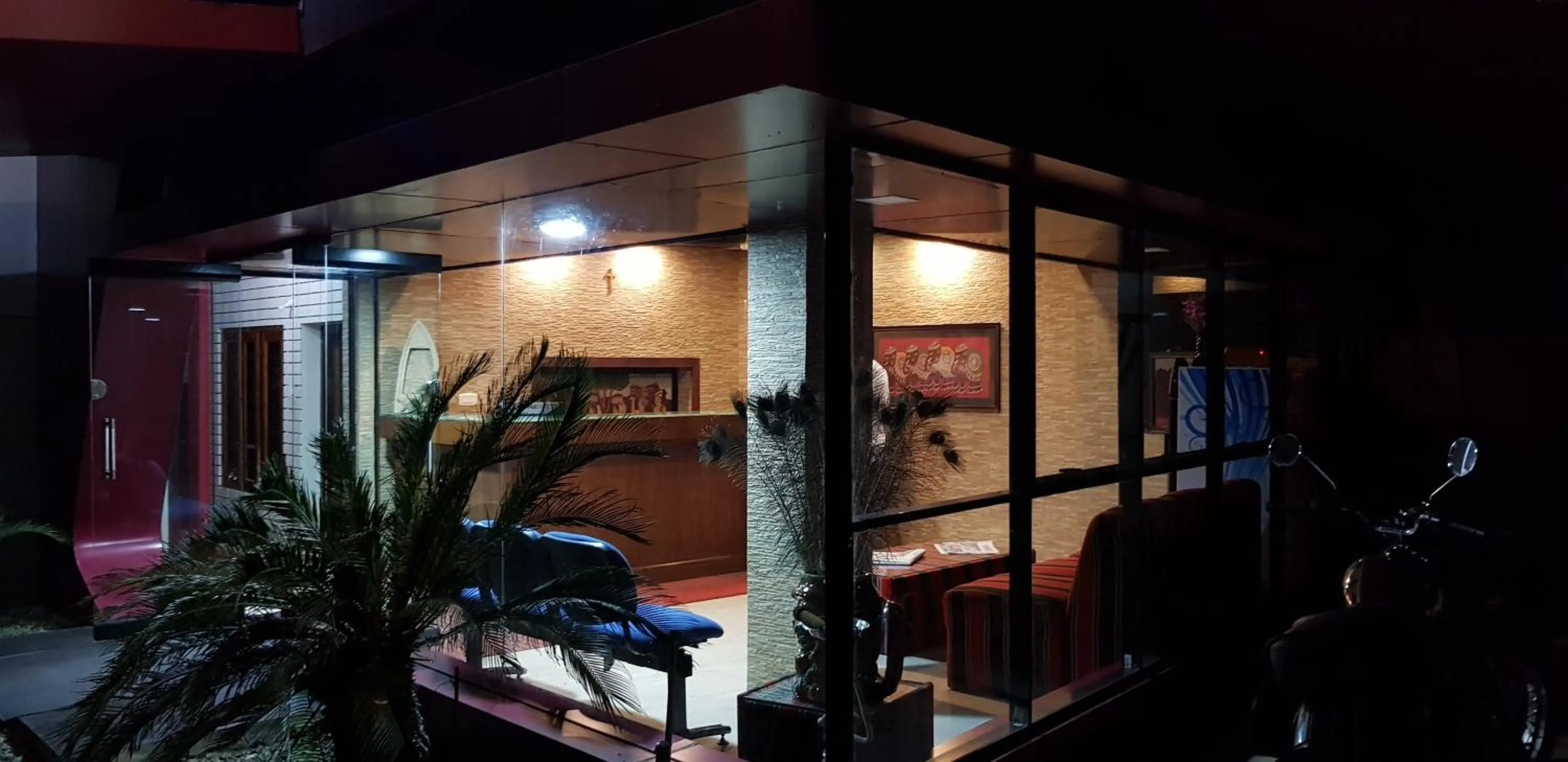 AIRCO Le-Grand Inn