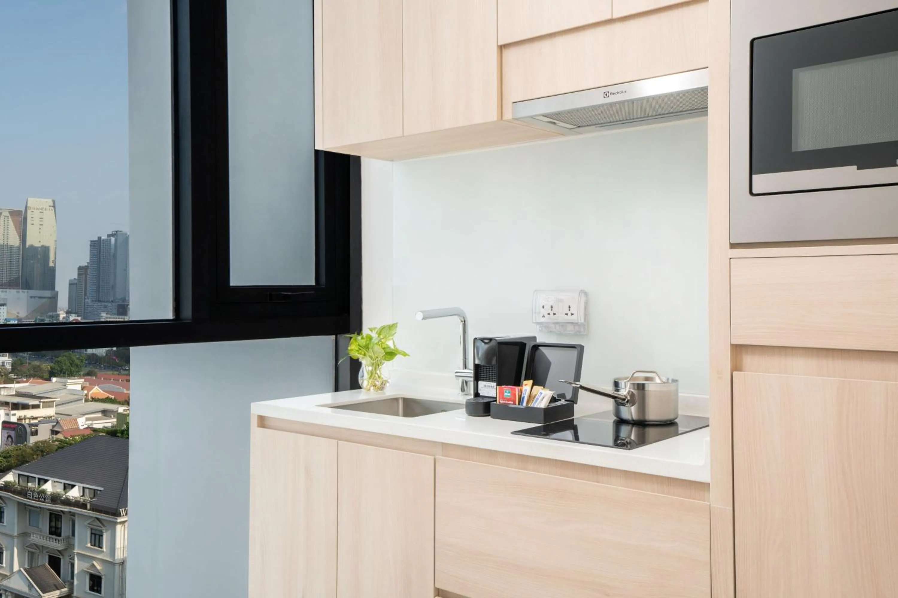 Kitchen or kitchenette in Capri by Fraser, Phnom Penh