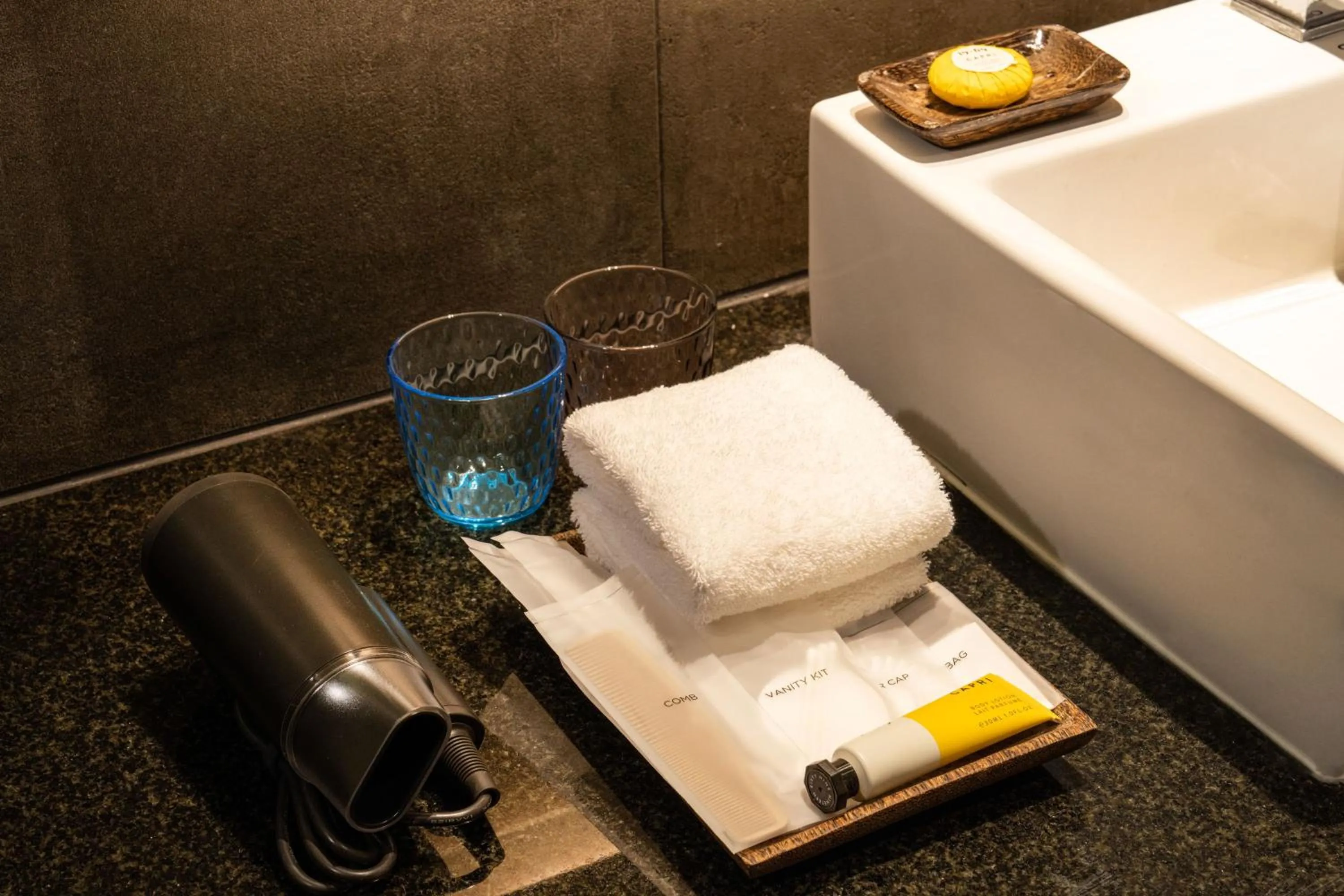 hair dryier in Capri by Fraser, Phnom Penh