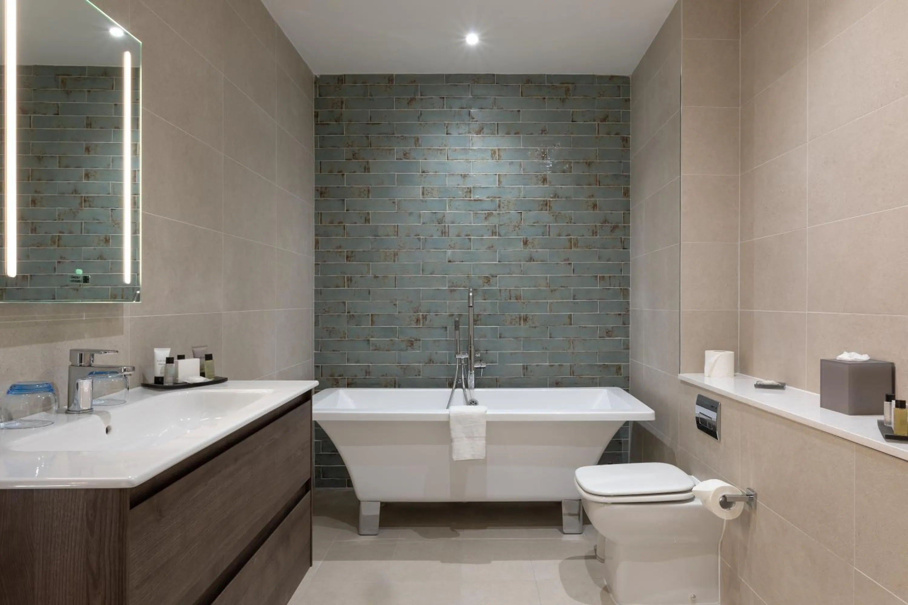 Bathroom in Connemara Coast Hotel