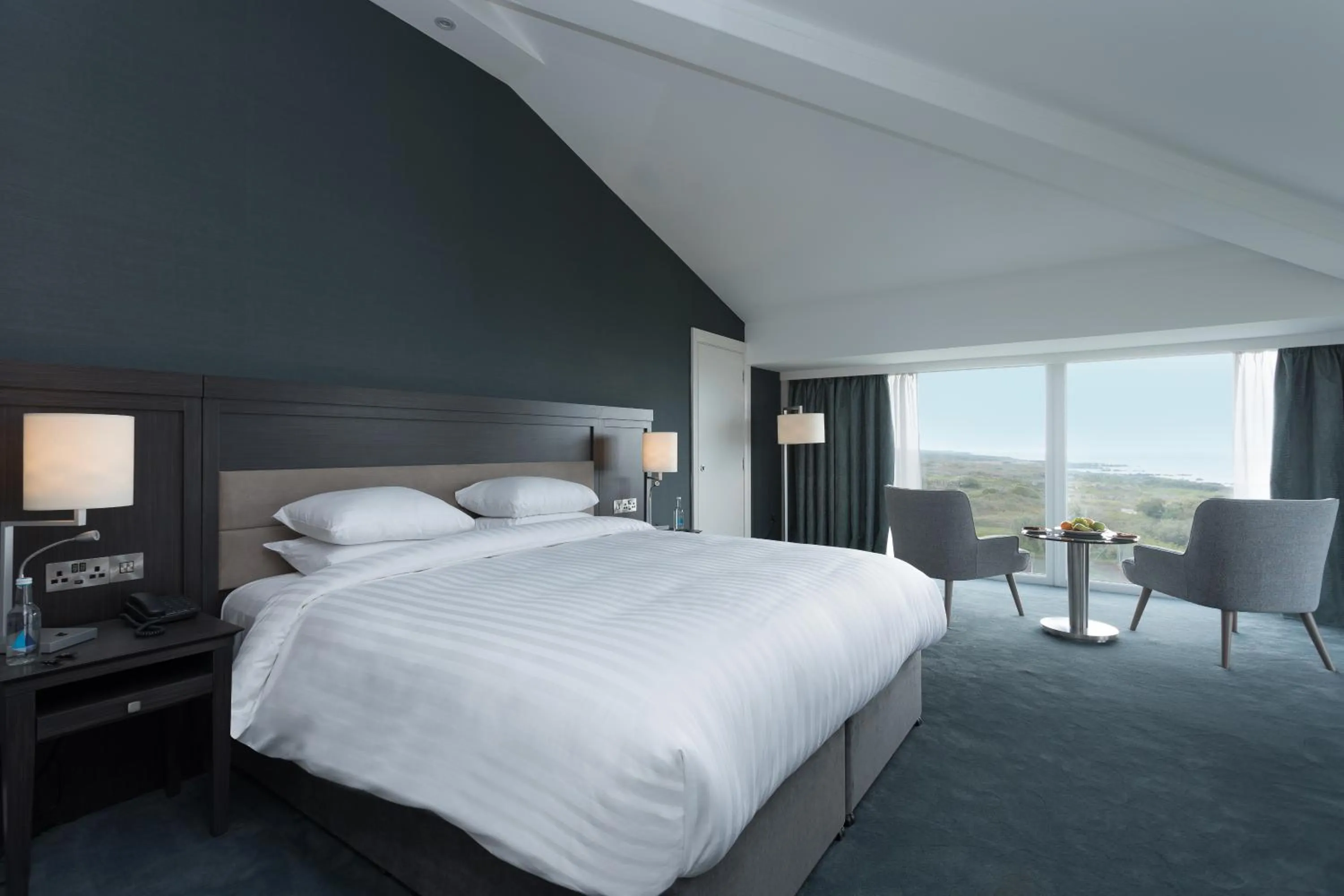 Photo of the whole room, Bed in Connemara Coast Hotel