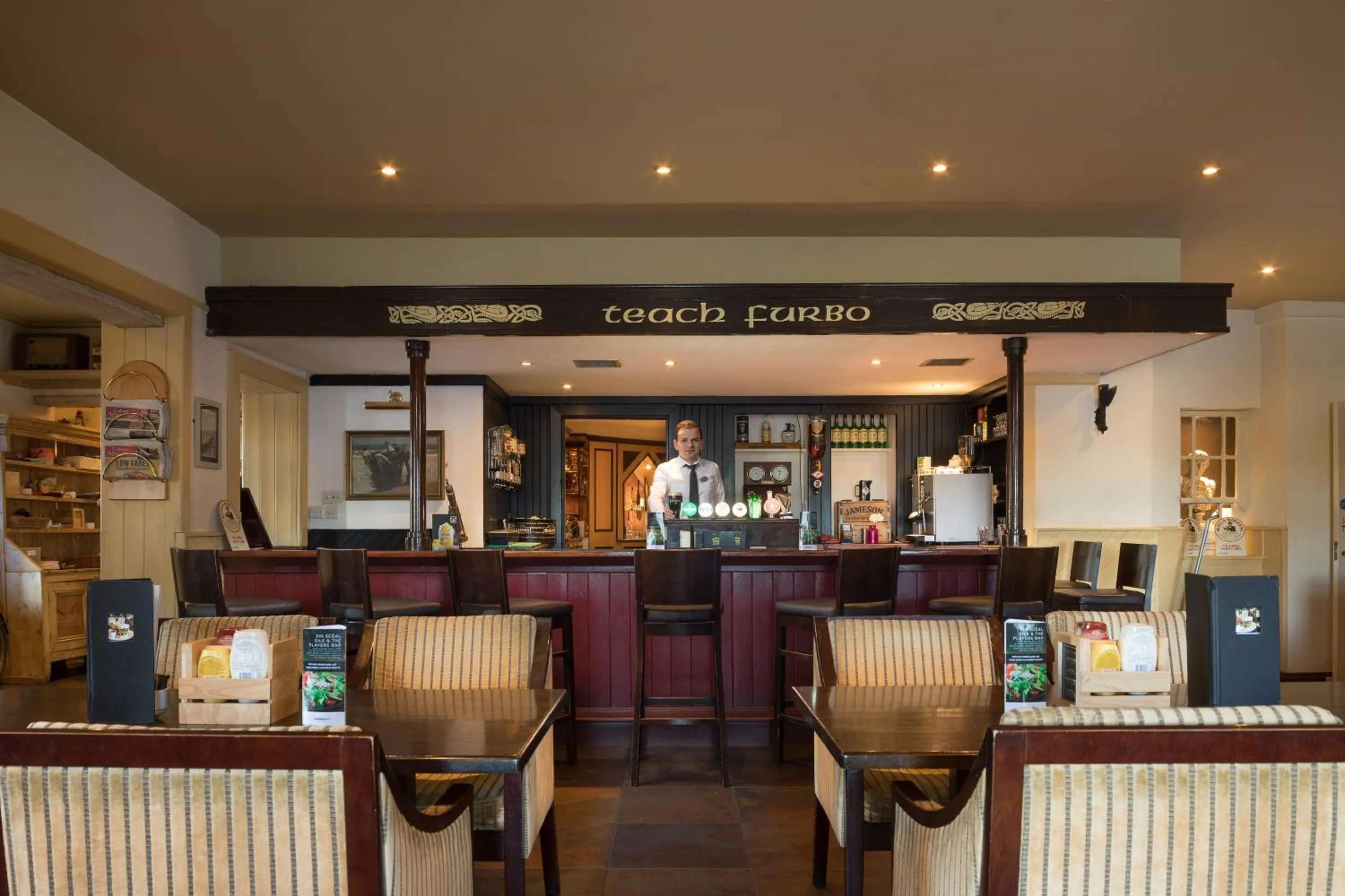 Lounge or bar in Connemara Coast Hotel