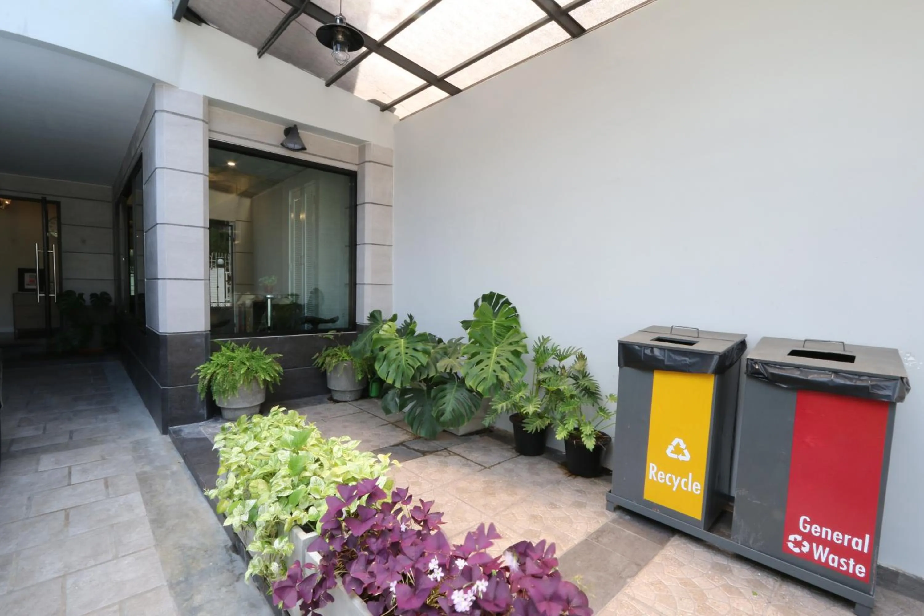 Lobby or reception in Neveu Premier Residence : Ratchada