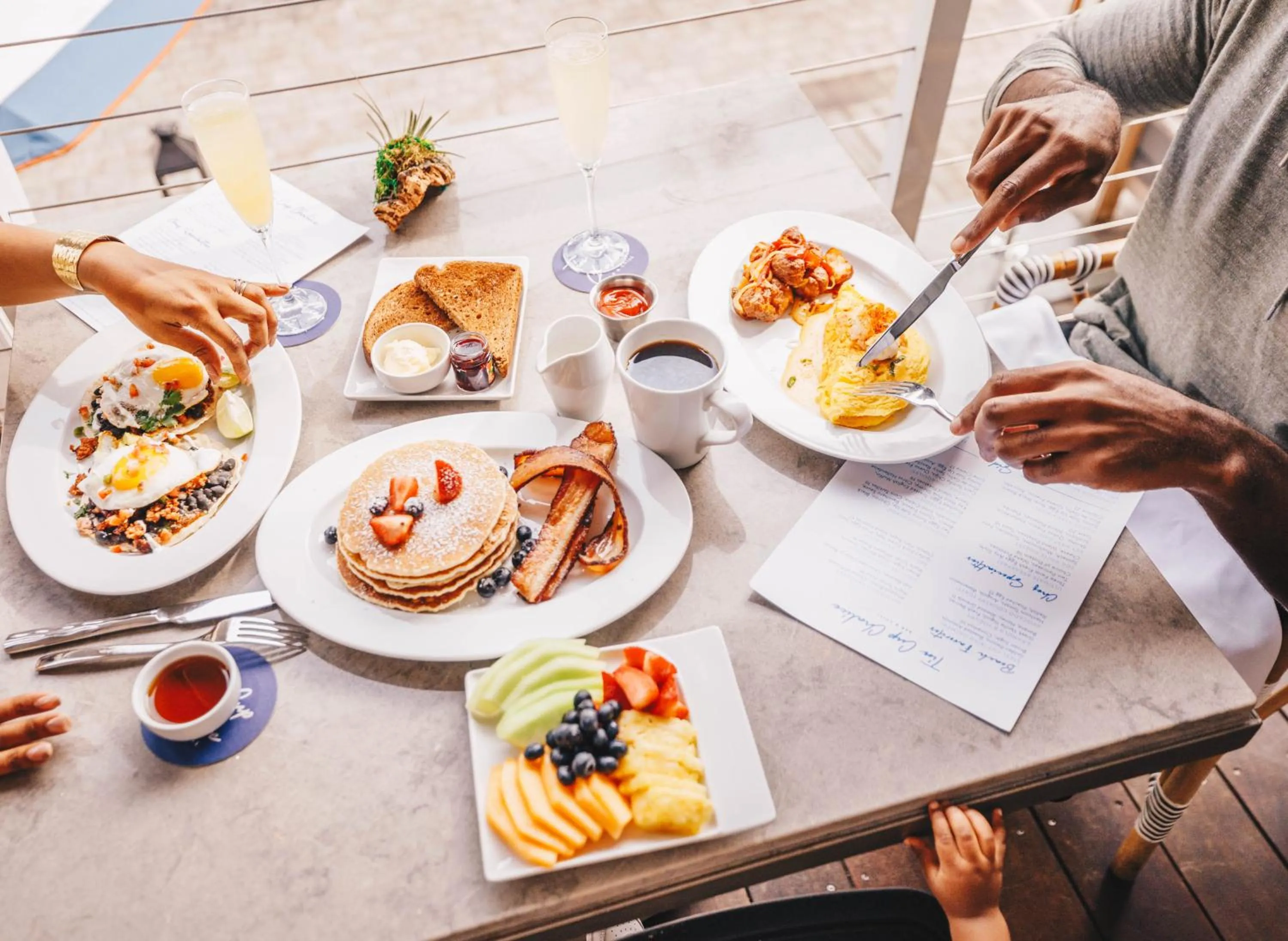 Food and drinks in Margaritaville Beach House Key West