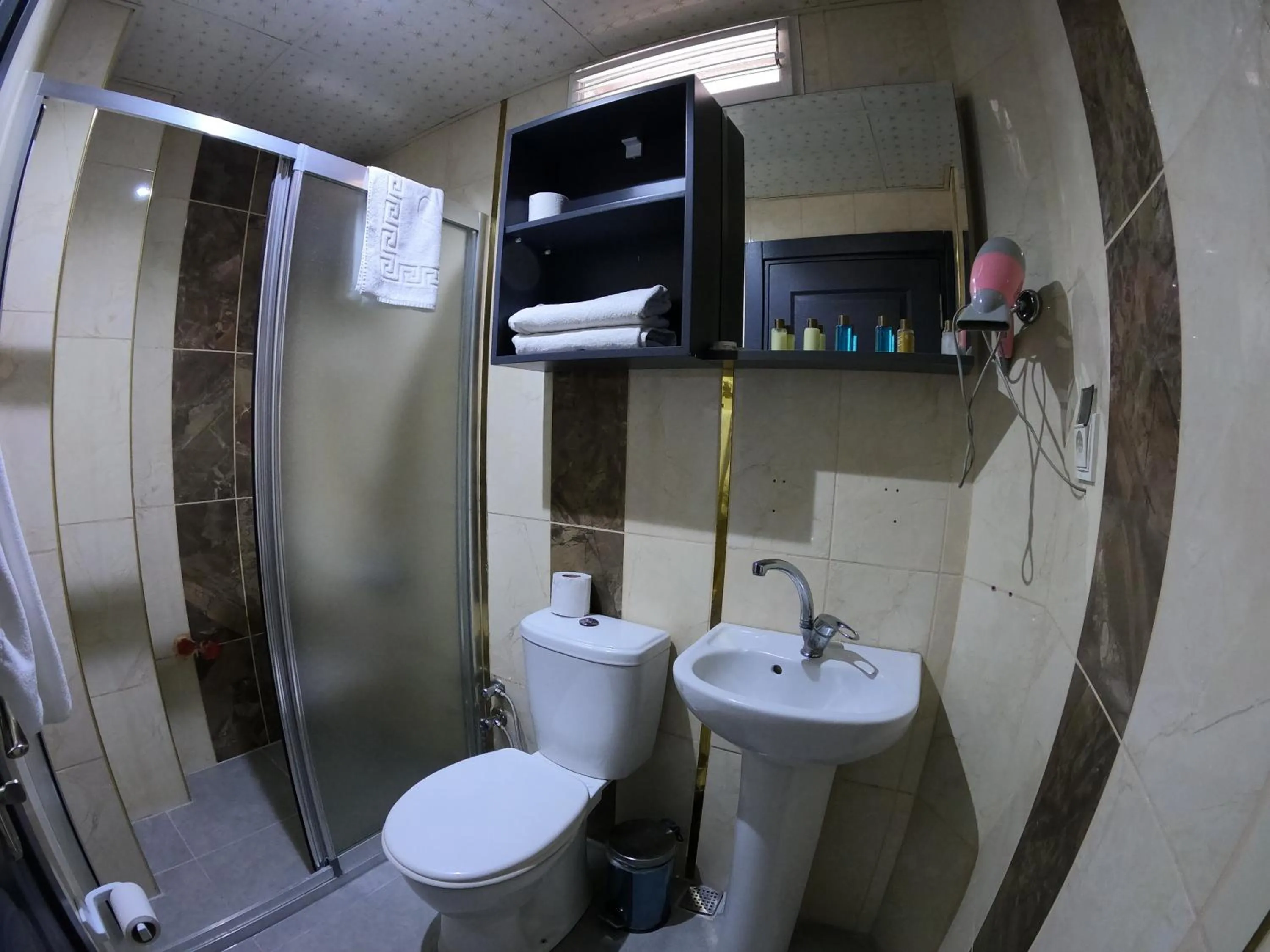 Shower in Exporoyal Hotel