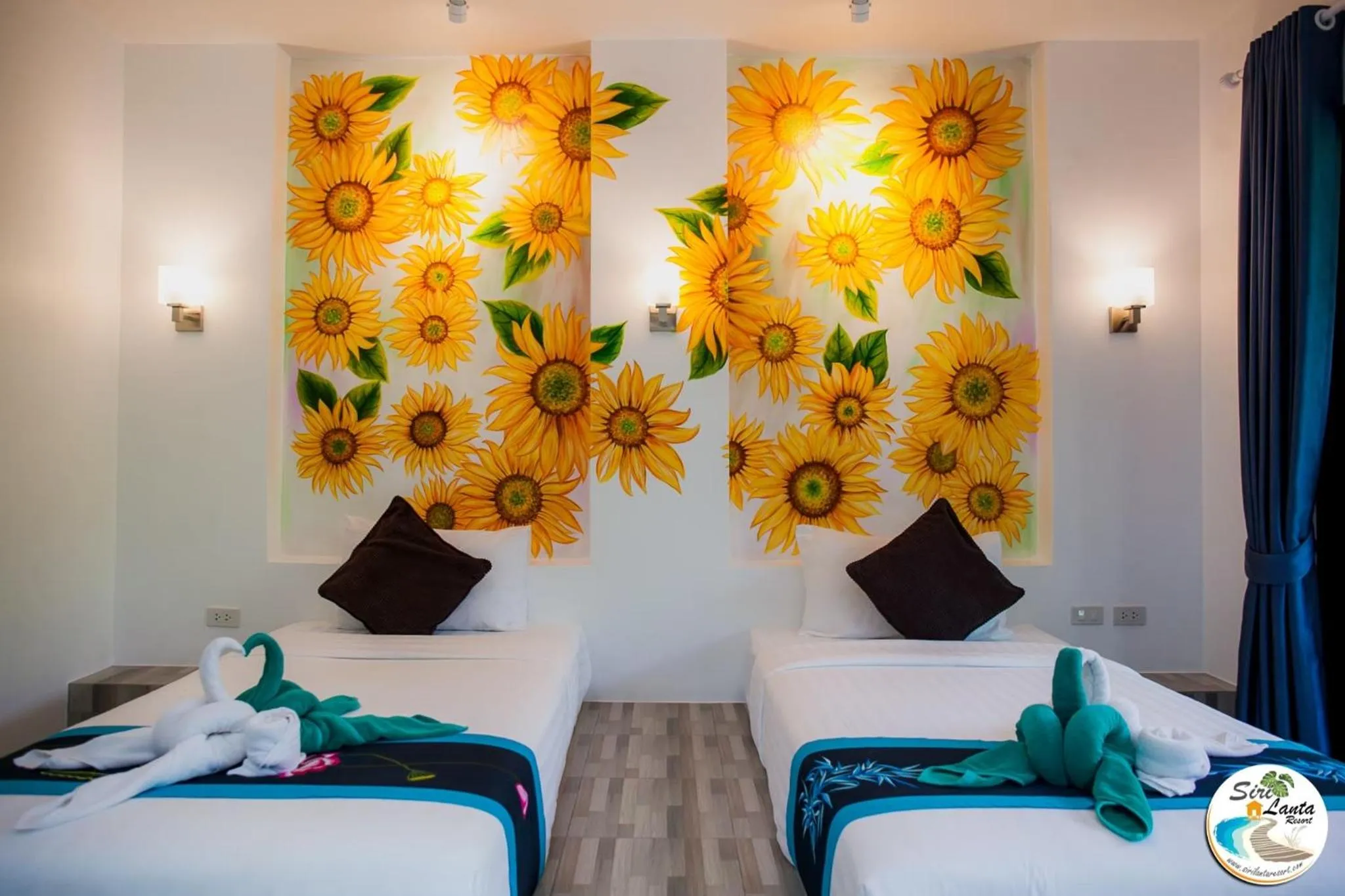 Bed in Siri Lanta Resort