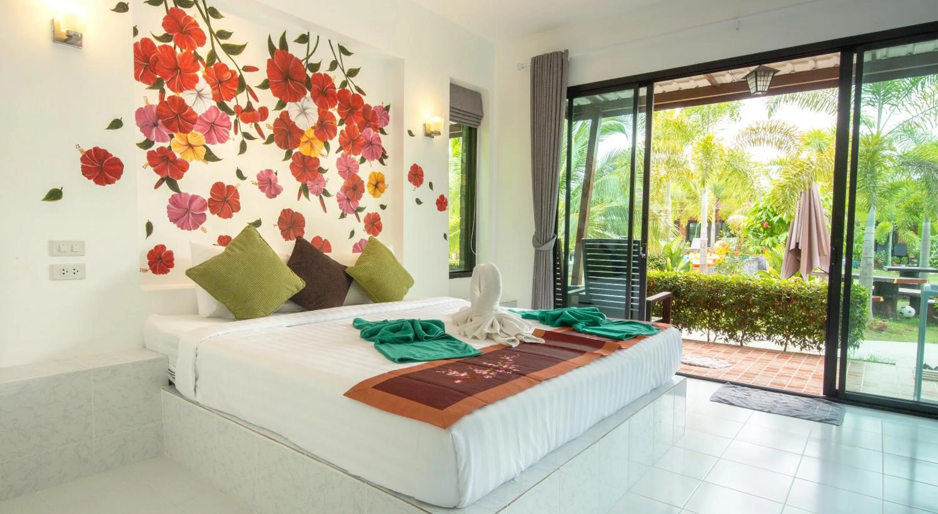 Bed in Siri Lanta Resort