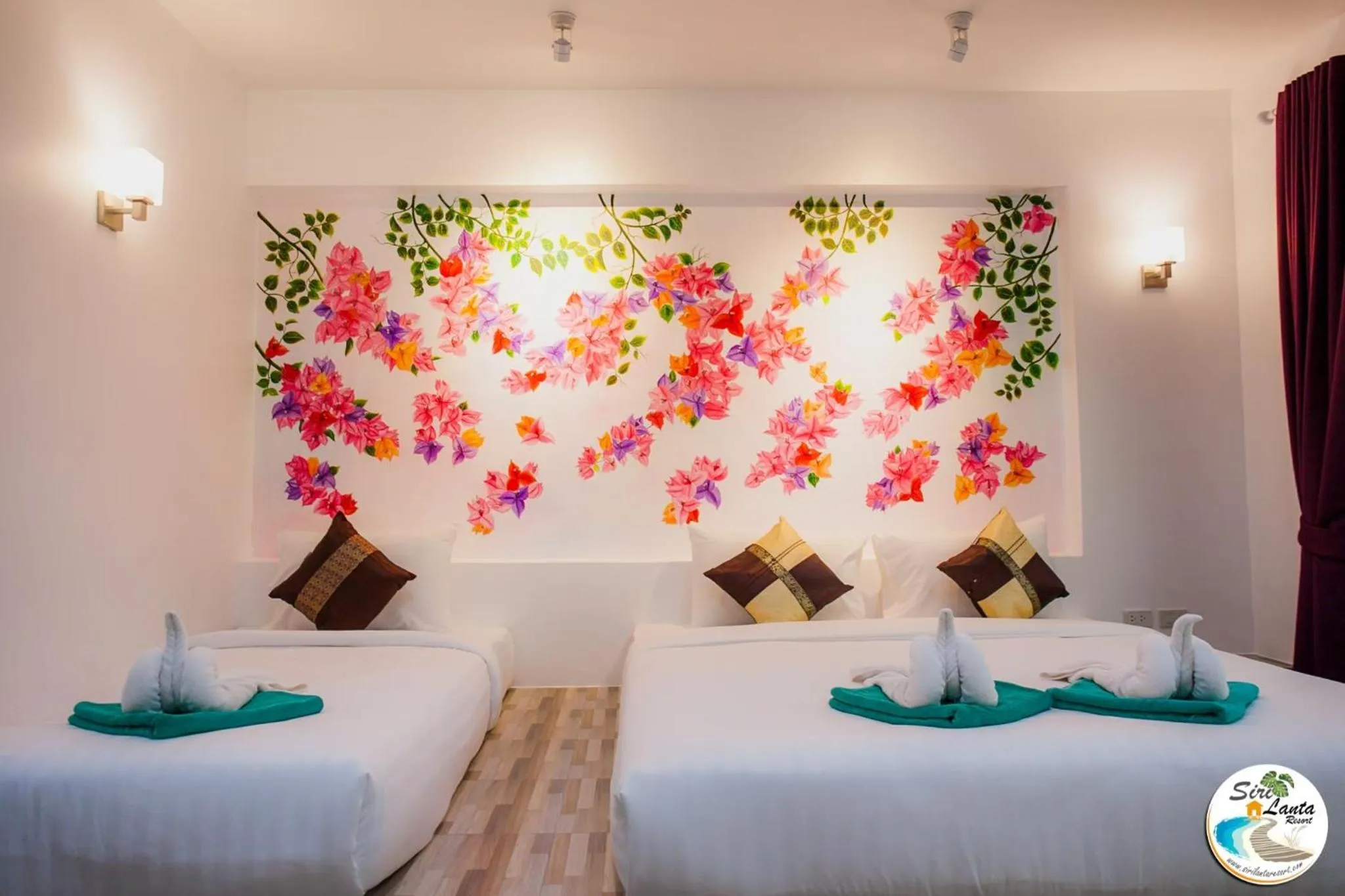 Bed in Siri Lanta Resort