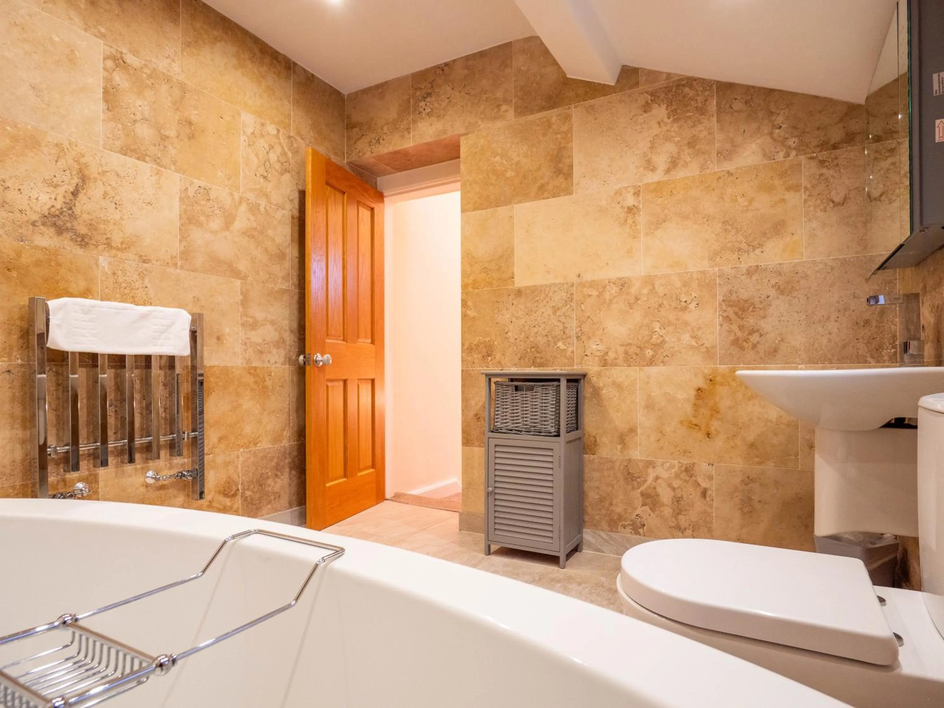 Bathroom in The Black Boy Inn