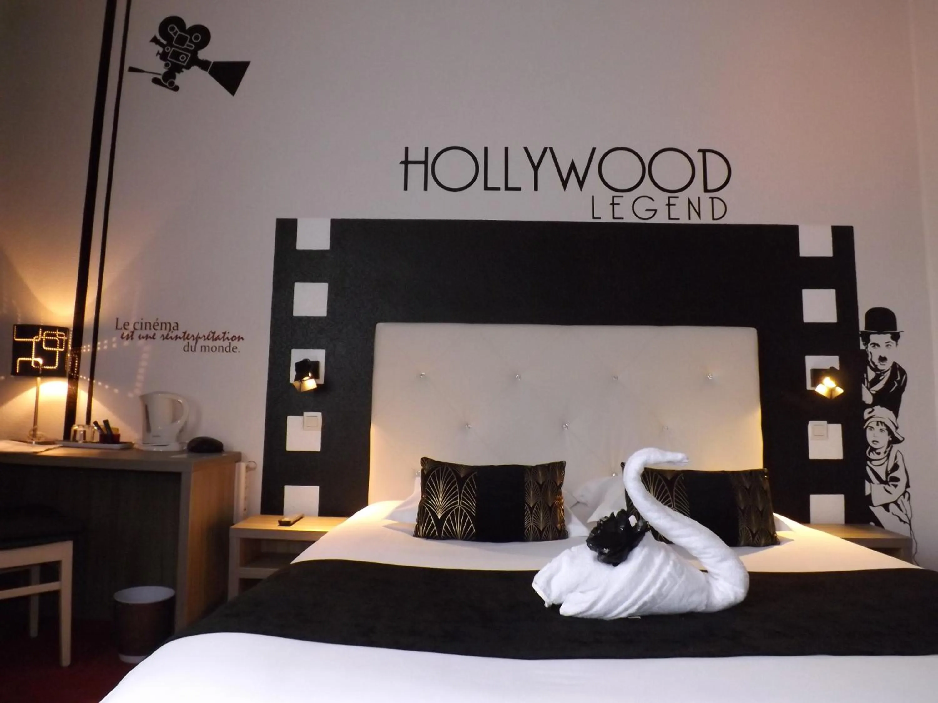 Bed in Cit' Hotel de France