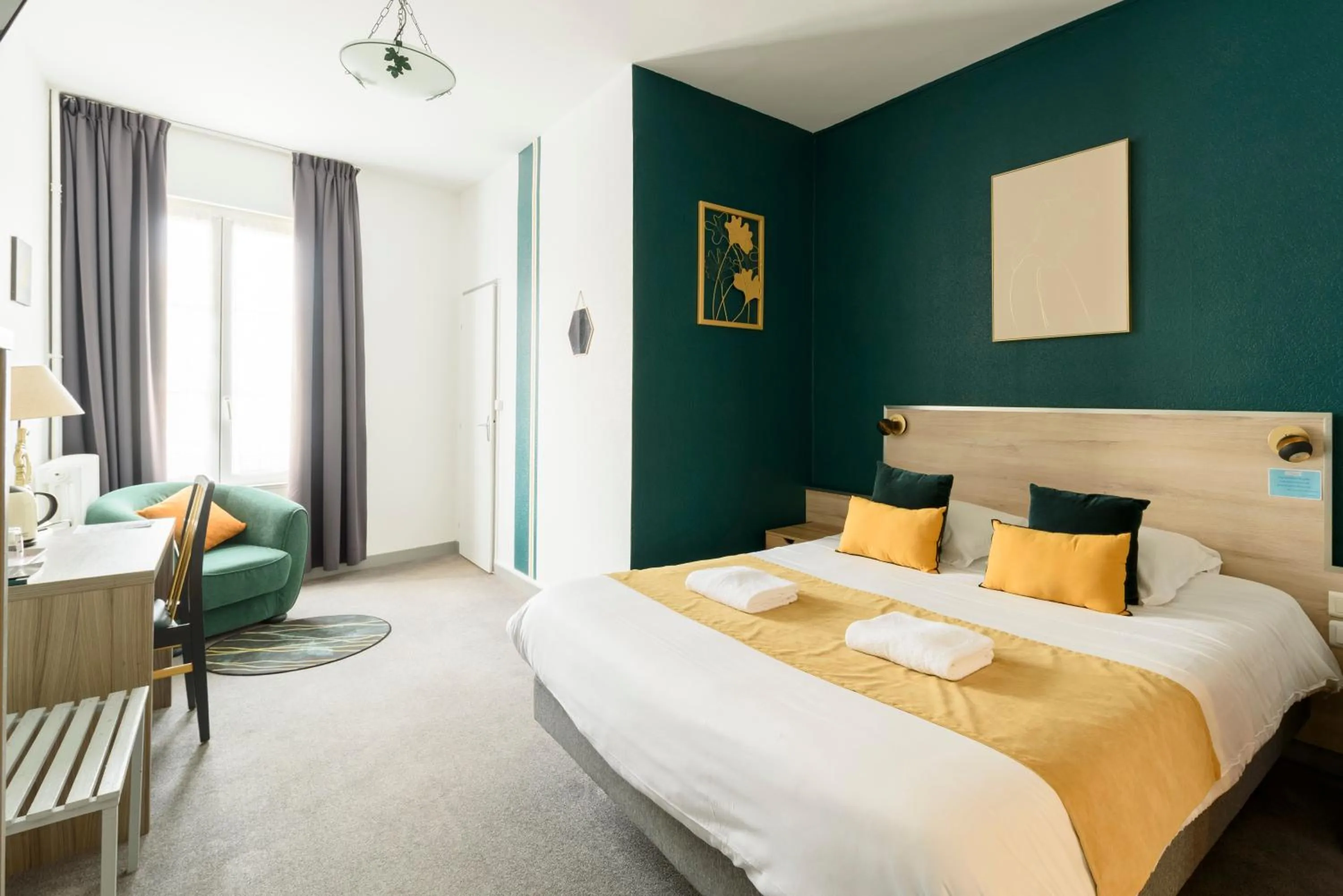 Bed in Cit' Hotel de France