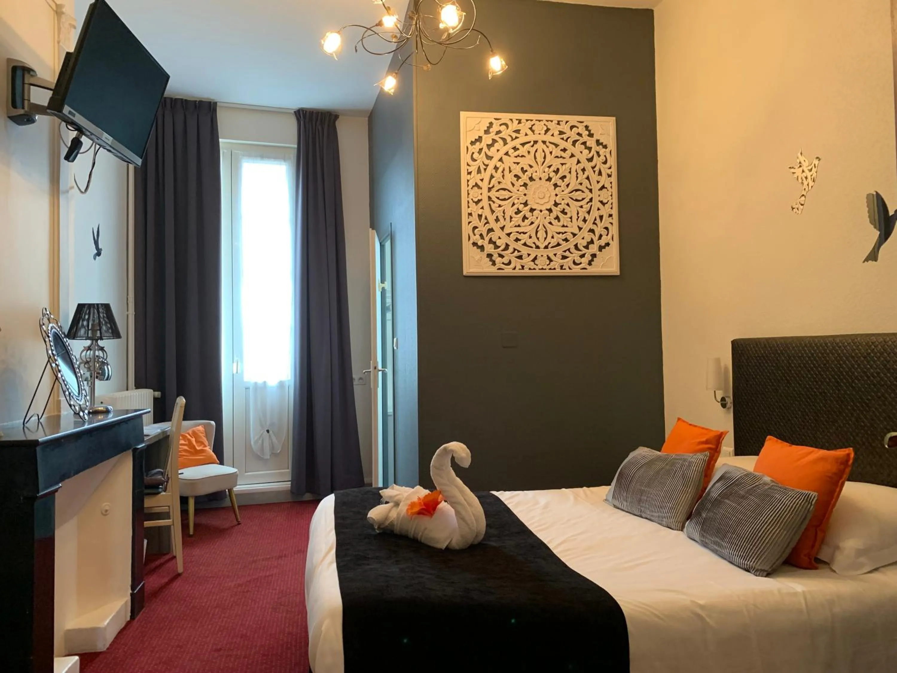 Bed in Cit' Hotel de France