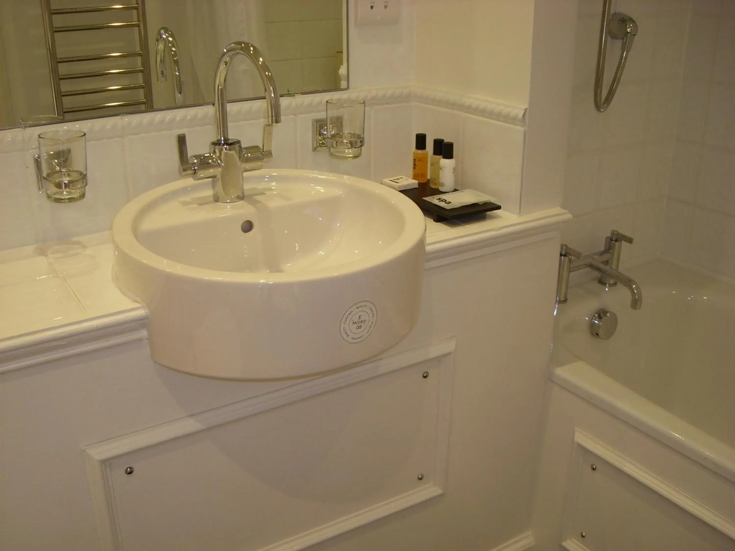 Twin Room in Annandale Arms Hotel Twin Room in Annandale Arms Hotel