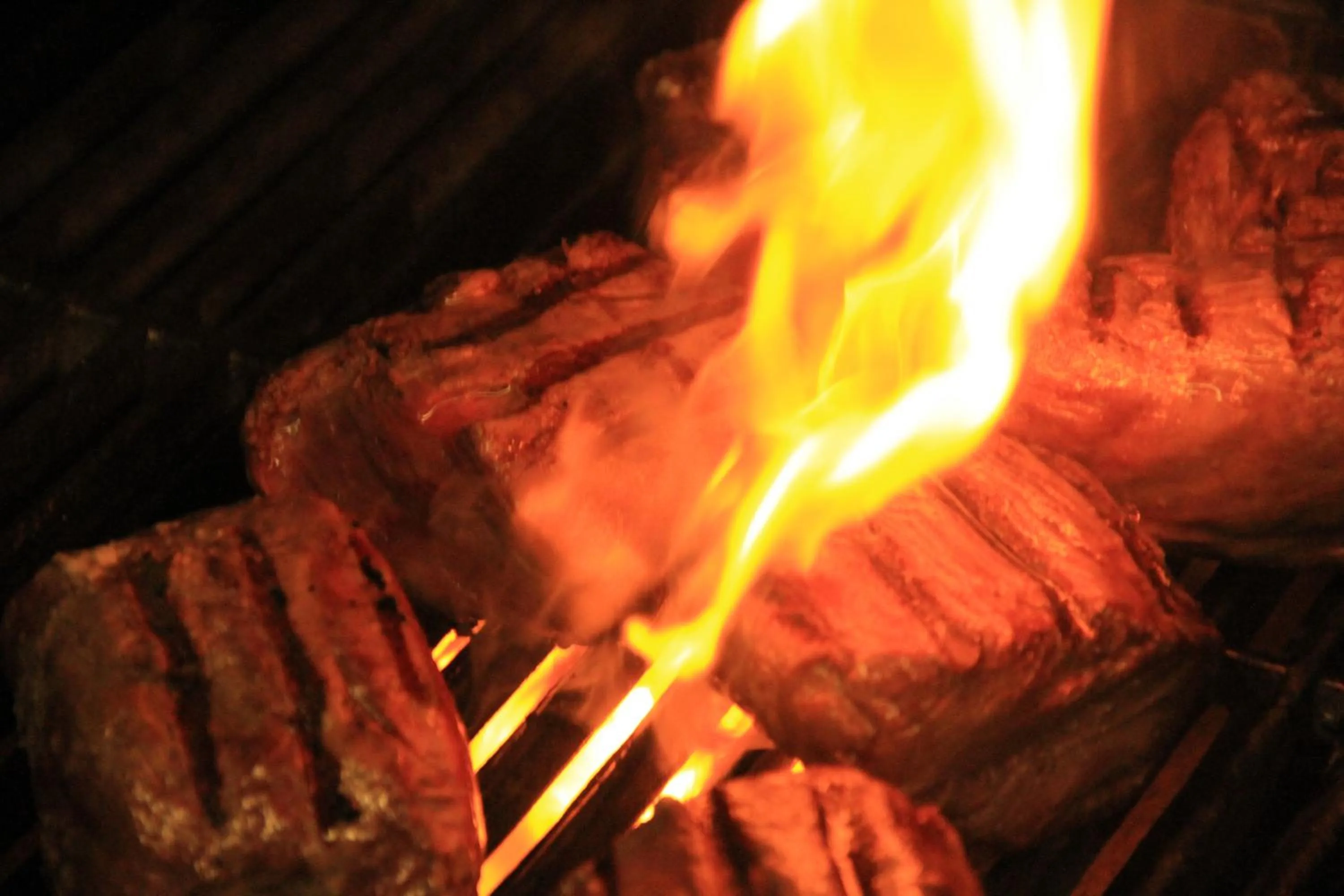 Restaurant/places to eat in Annandale Arms Hotel