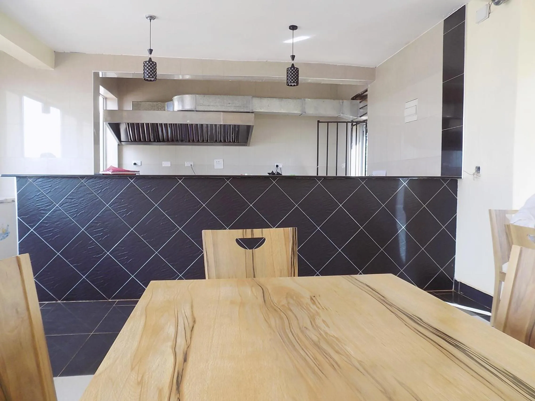 Restaurant/places to eat in Remmings Hotel Kampala