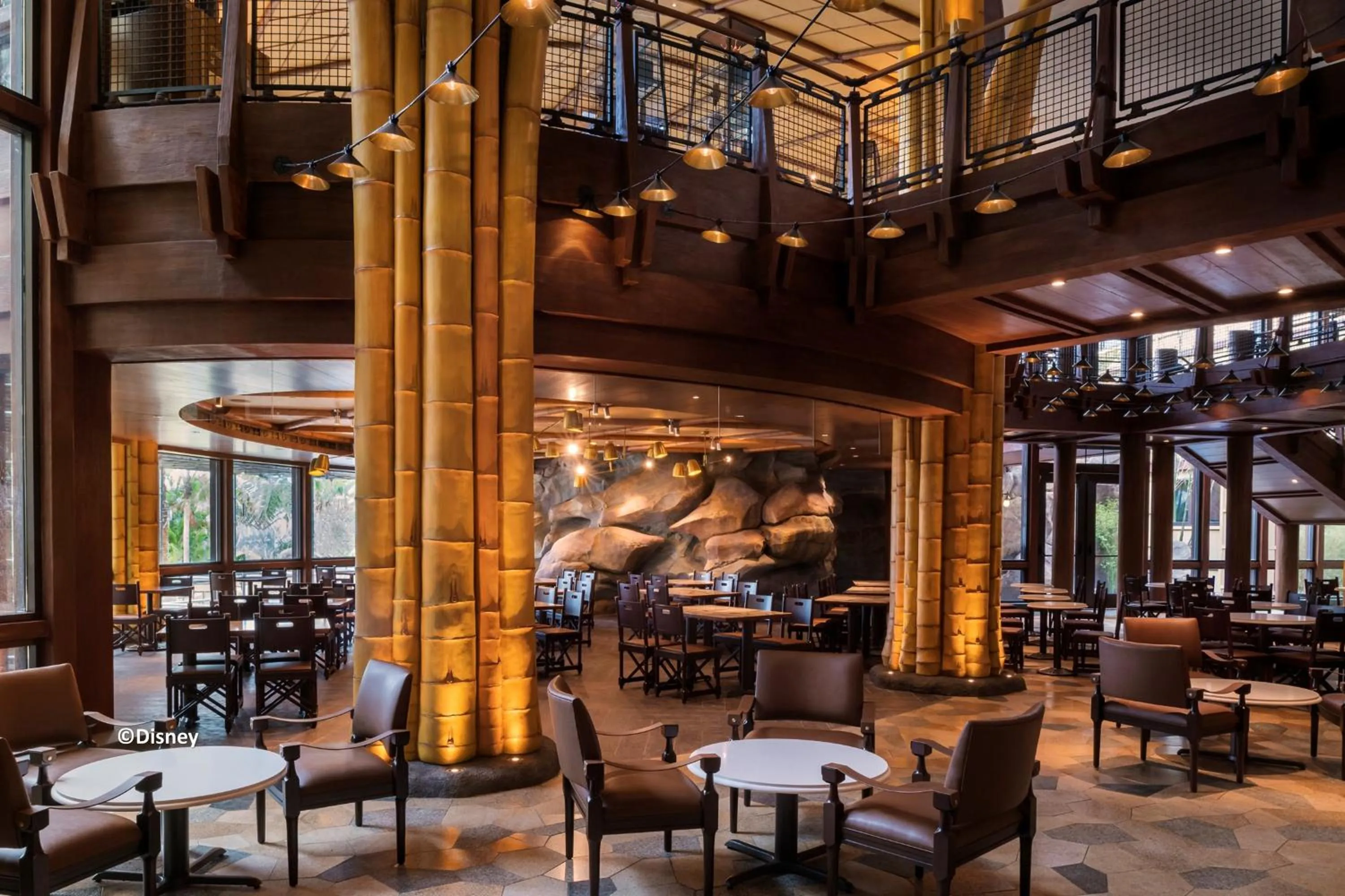 Restaurant/places to eat in Disney Explorers Lodge