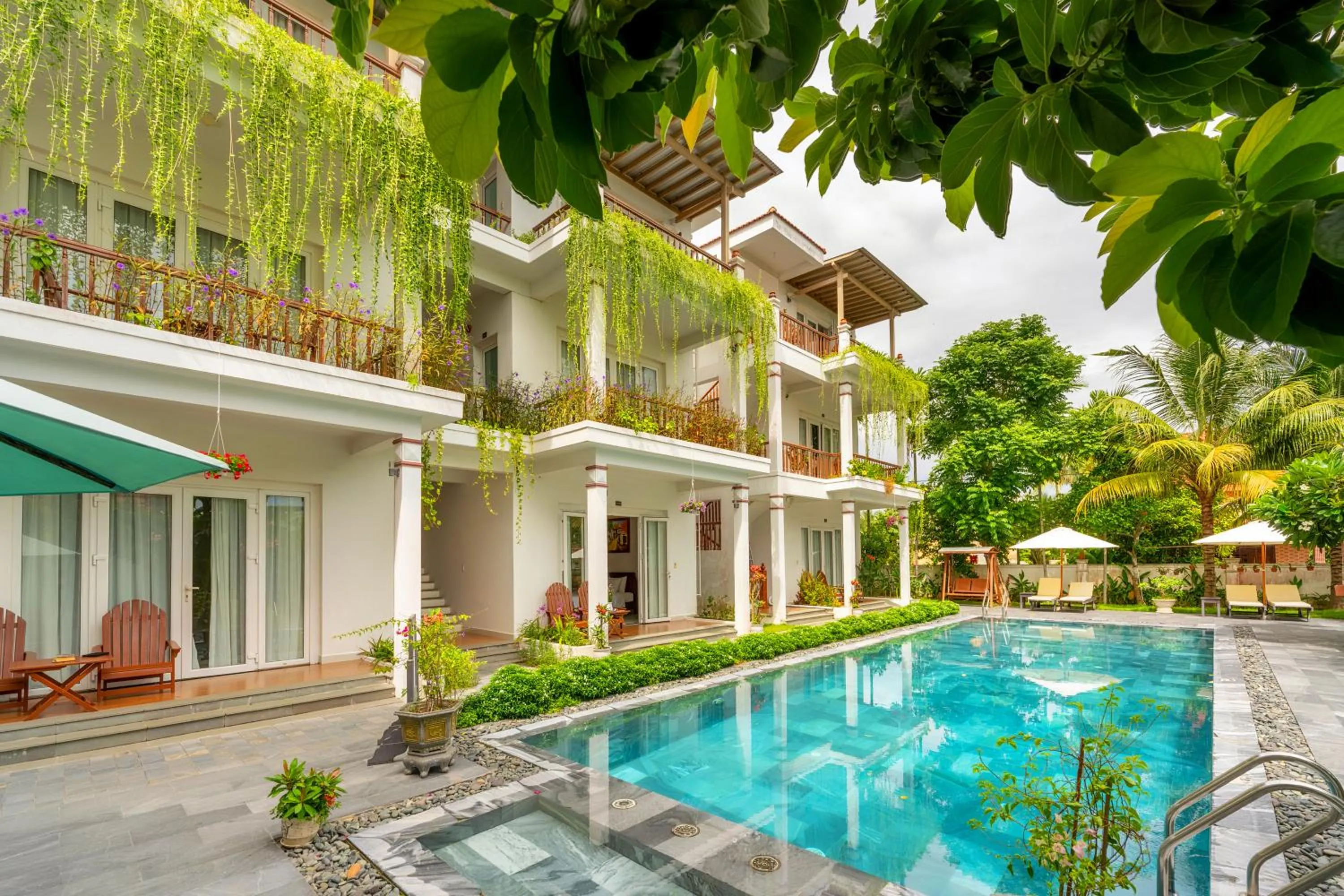 Property building in Hoi An Palmy Villa