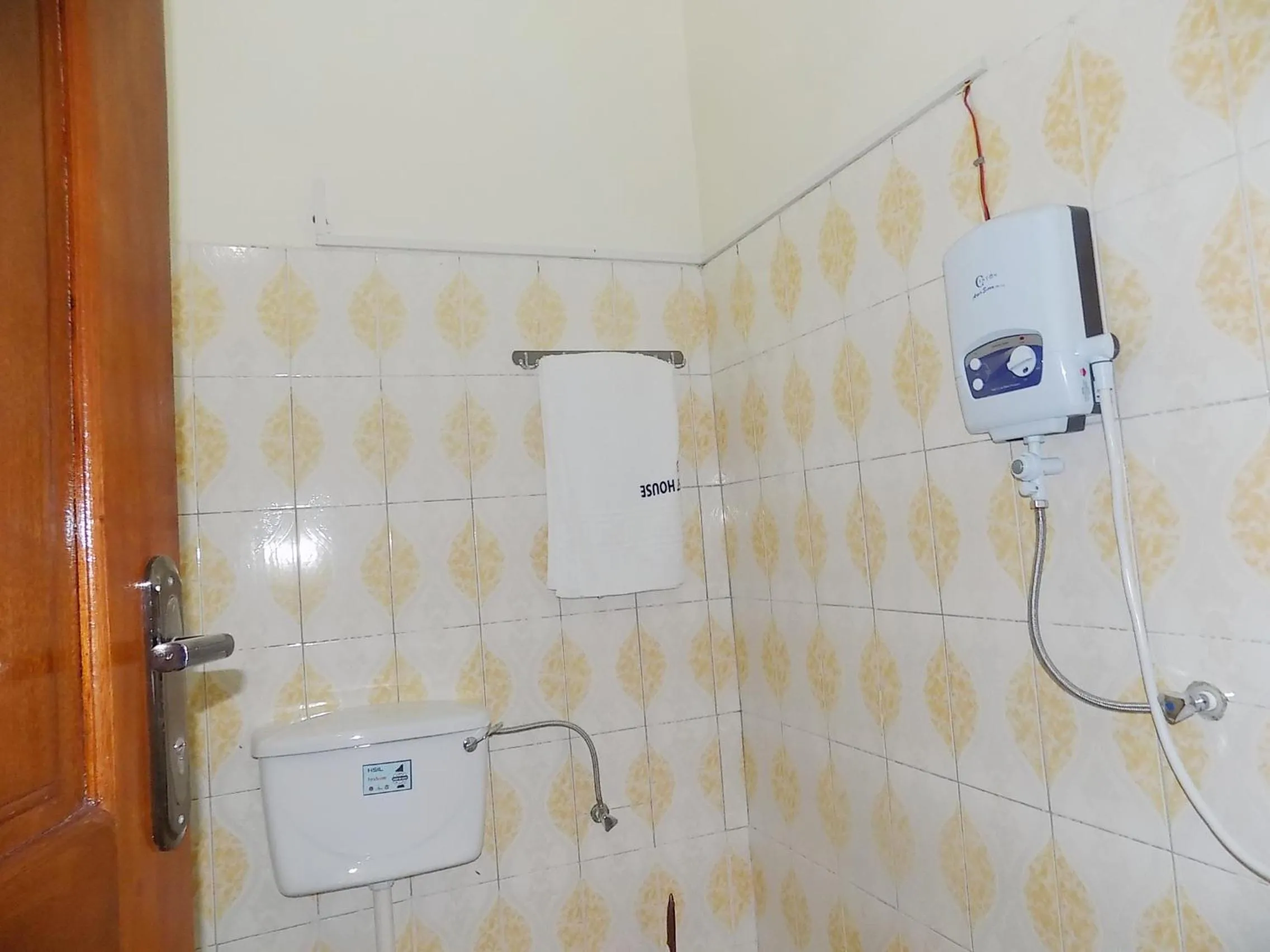 Shower in Japs Motel Mbarara