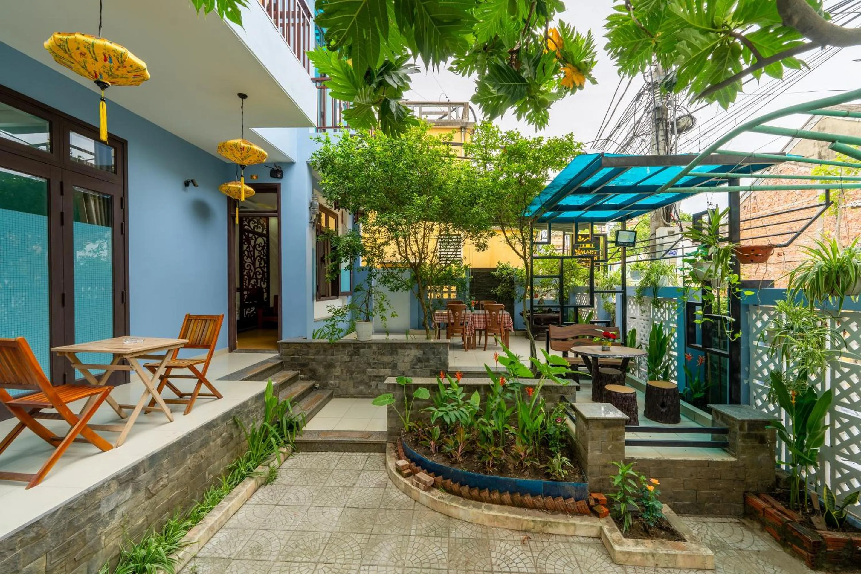 Restaurant/places to eat in Smart Garden Homestay