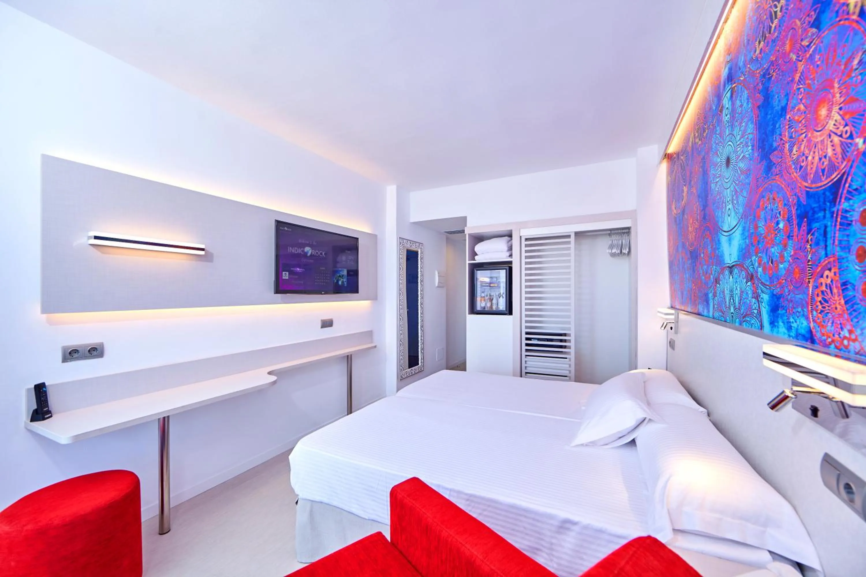 Bed in Indico Rock Hotel Mallorca - Adults Only
