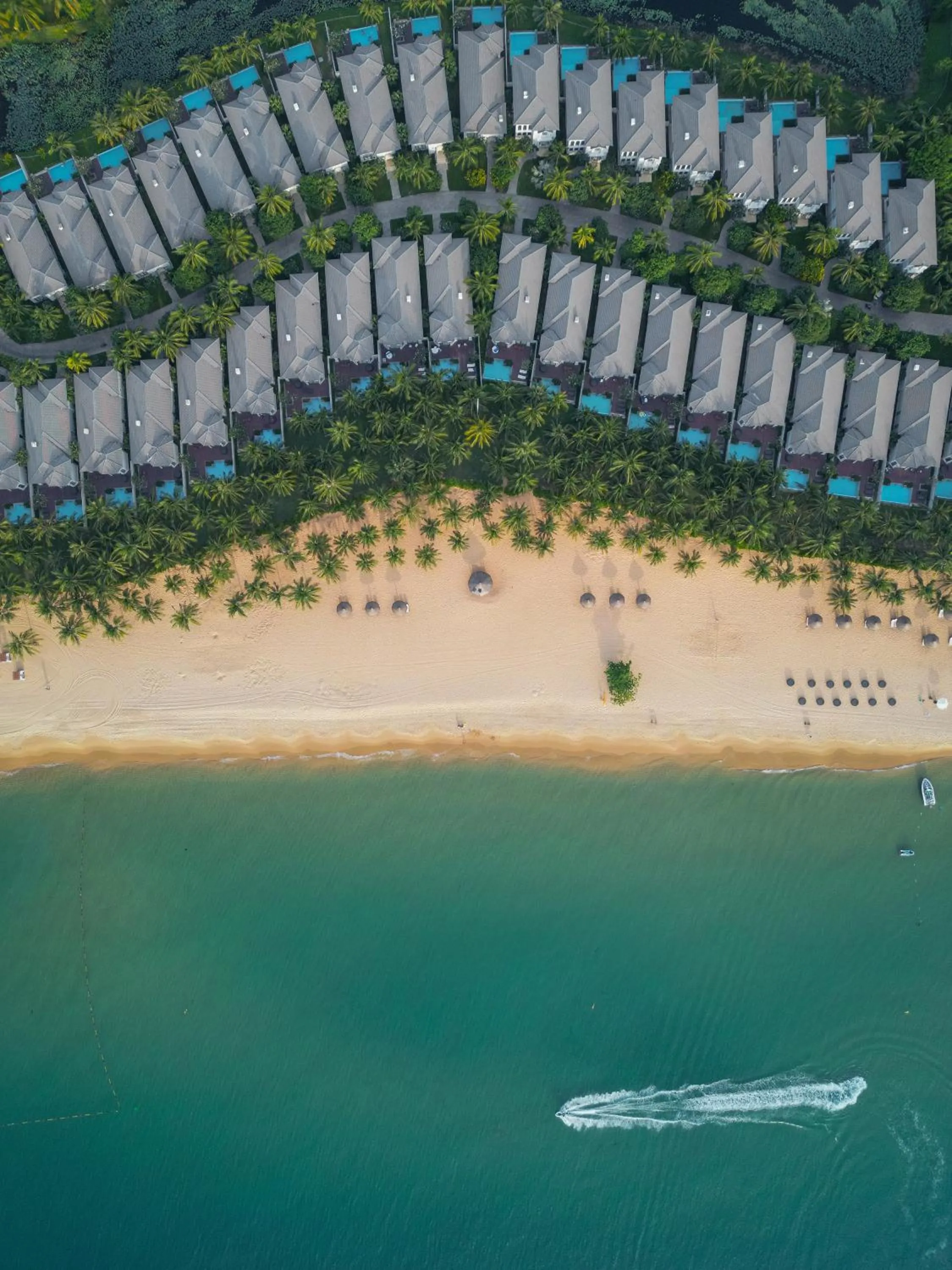 Beach in Melia Vinpearl Phu Quoc