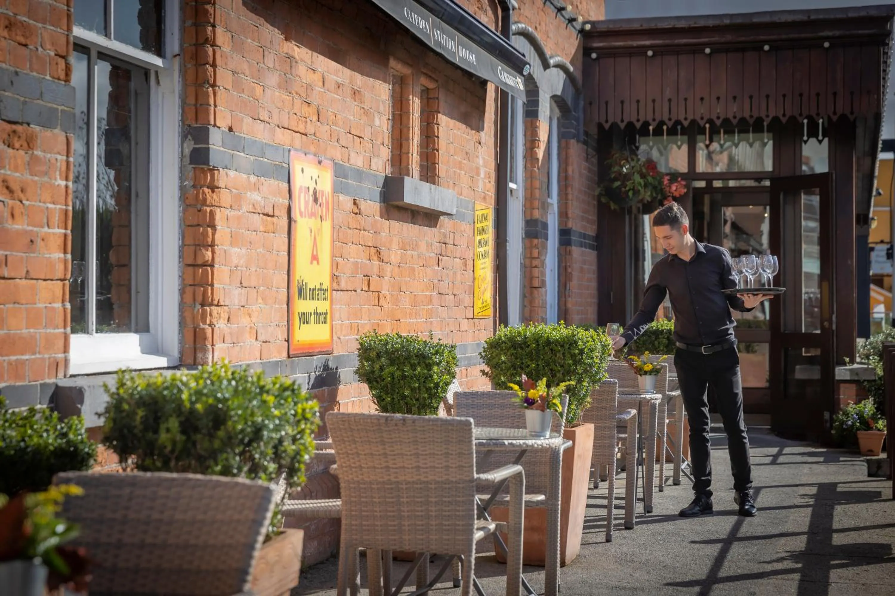 Restaurant/places to eat in Clifden Station House Hotel