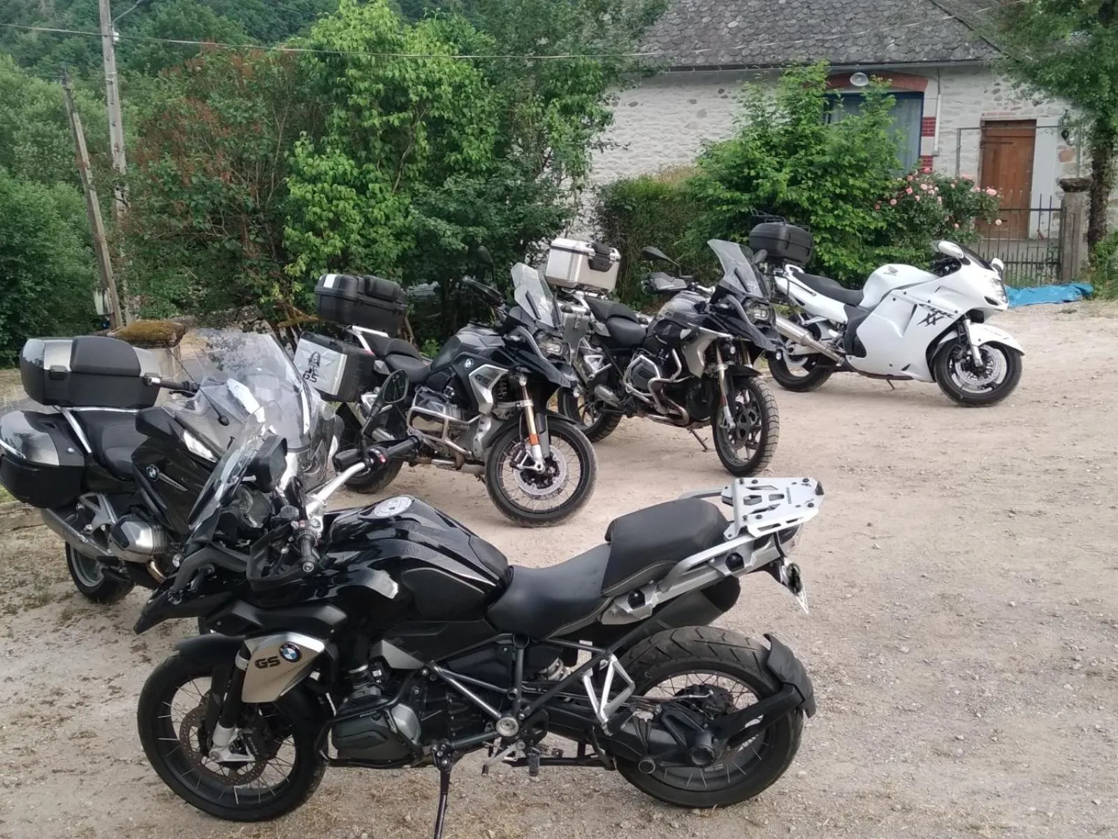 People in Le Relais des Capucines